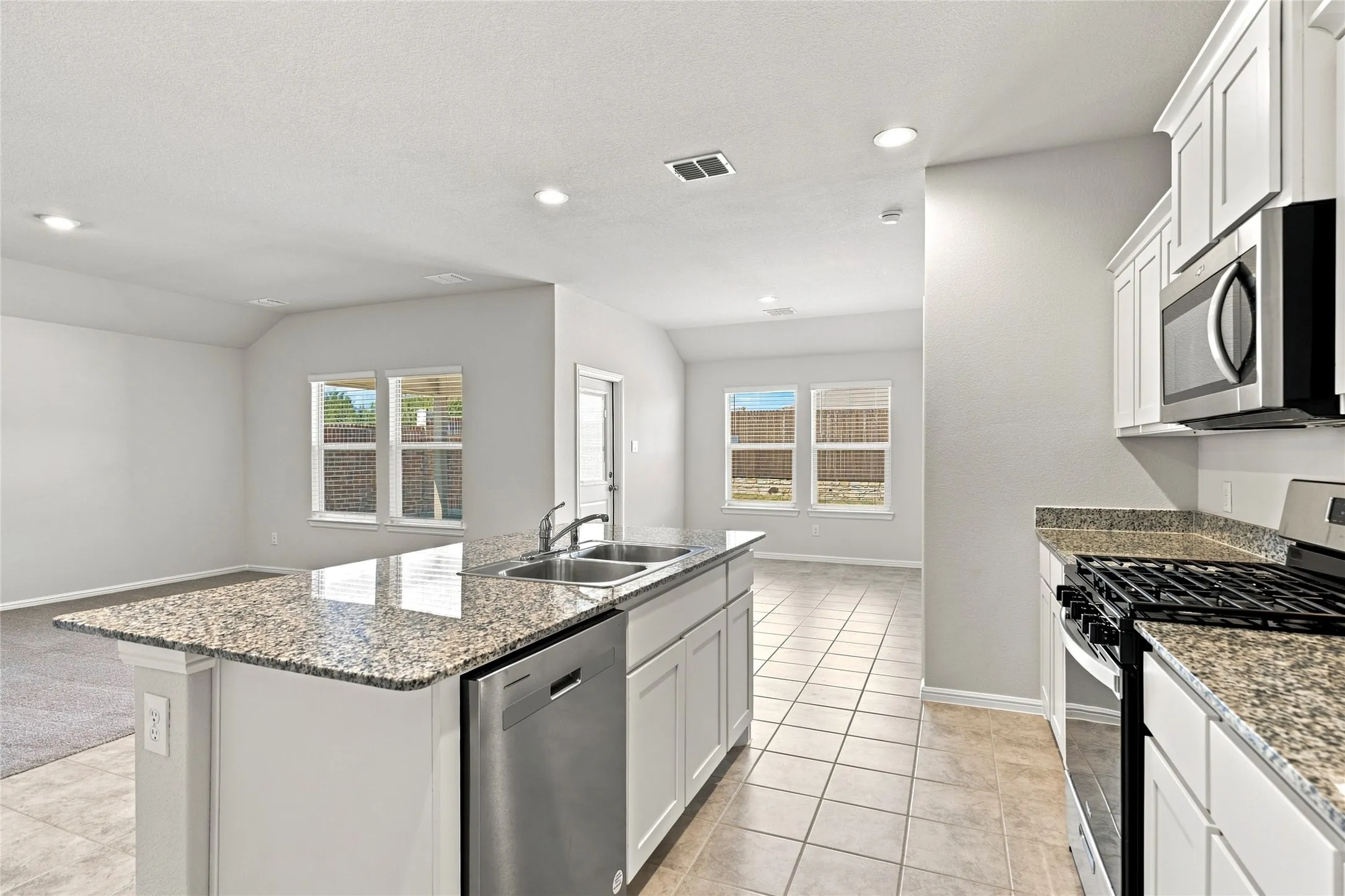Single Family Residence For Sale in Denton County , 5912 Piedrosa Court, Denton, Texas 76226, 4 Bedroom, 2 Bathroom, 2 Garage spaces, 1,795 Sqft, built in 2023, mls#21358939, Real Estate Agent in Denton, Homes For Sale in Denton county, Homes For Sale in Denton, Realtor in Denton Texas, Real Estate Brokerage Independent Realty Texas, Luminita Cordes Realtor