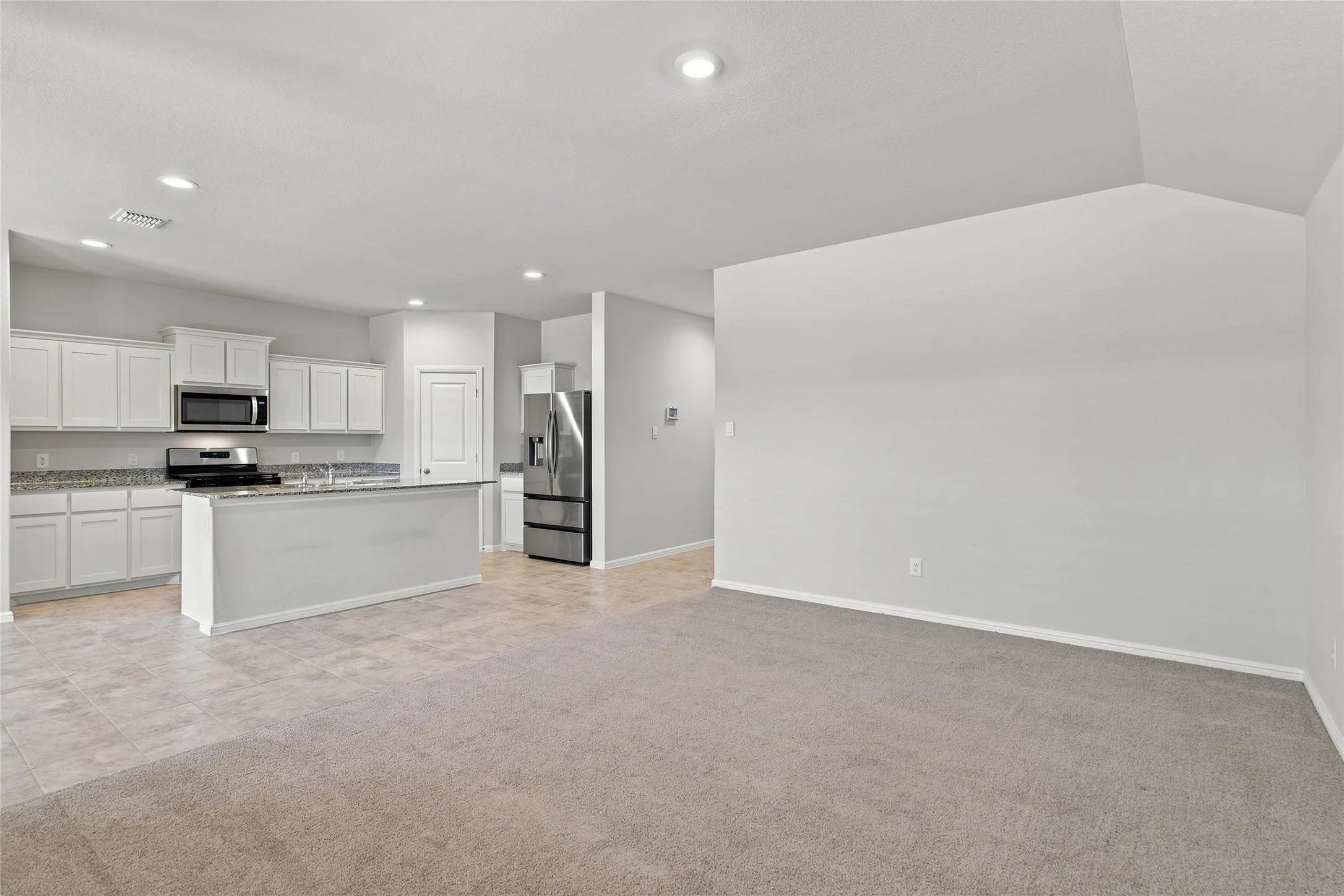 Single Family Residence For Sale in Denton County , 5912 Piedrosa Court, Denton, Texas 76226, 4 Bedroom, 2 Bathroom, 2 Garage spaces, 1,795 Sqft, built in 2023, mls#21358939, Real Estate Agent in Denton, Homes For Sale in Denton county, Homes For Sale in Denton, Realtor in Denton Texas, Real Estate Brokerage Independent Realty Texas, Luminita Cordes Realtor