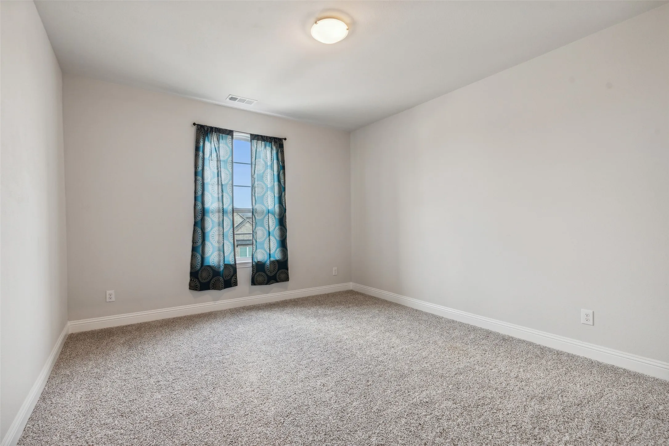 Single Family Residence For Sale in Collin County , 509 Tartane Drive, Anna, Texas 75409, 4 Bedroom, 4 Bathroom, 2 Garage spaces, 3,650 Sqft, built in 2023, Price $520,000, mls#21358974, Real Estate Agent in Anna, Homes For Sale in Collin county, Homes For Sale in Anna, Realtor in Anna Texas, Real Estate Brokerage Independent Realty Texas, Luminita Cordes Realtor