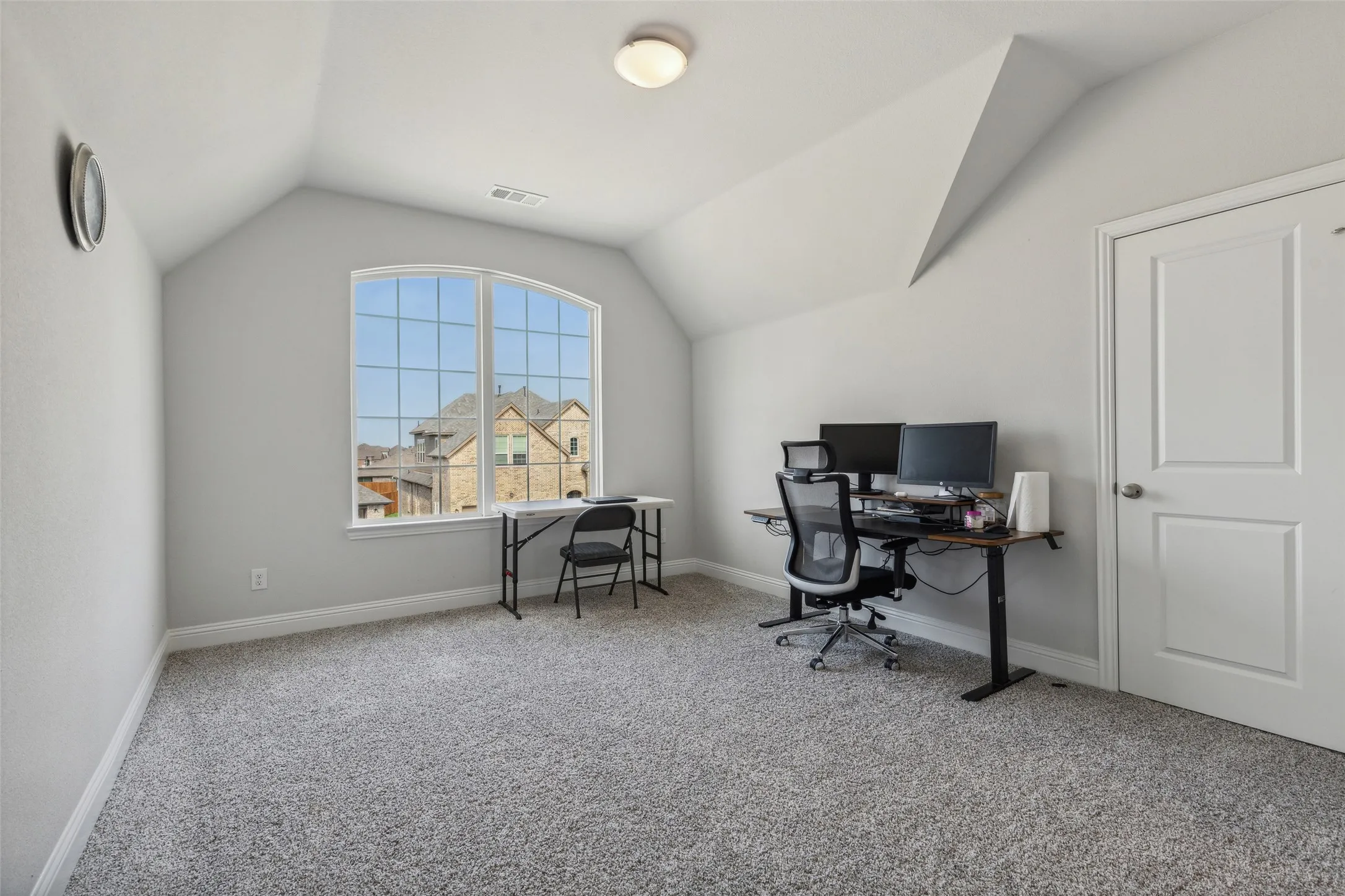 Single Family Residence For Sale in Collin County , 509 Tartane Drive, Anna, Texas 75409, 4 Bedroom, 4 Bathroom, 2 Garage spaces, 3,650 Sqft, built in 2023, Price $520,000, mls#21358974, Real Estate Agent in Anna, Homes For Sale in Collin county, Homes For Sale in Anna, Realtor in Anna Texas, Real Estate Brokerage Independent Realty Texas, Luminita Cordes Realtor