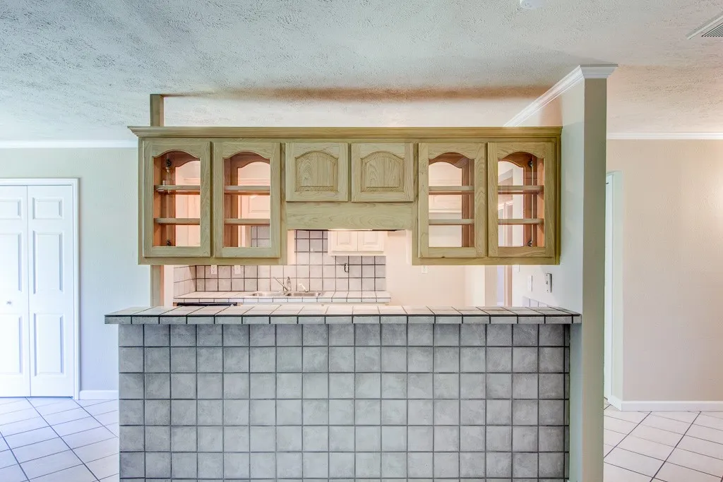 Single Family Residence For Rent in Collin County , 631 Valley View Drive, Allen, Texas 75002, 3 Bedroom, 2 Bathroom, 1 Garage spaces, 1,347 Sqft, built in 1979, mls#21364822, Real Estate Agent in Allen, Homes For Rent in Collin county, Homes For Rent in Allen, Realtor in Allen Texas, Real Estate Brokerage Independent Realty Texas, Luminita Cordes Realtor
