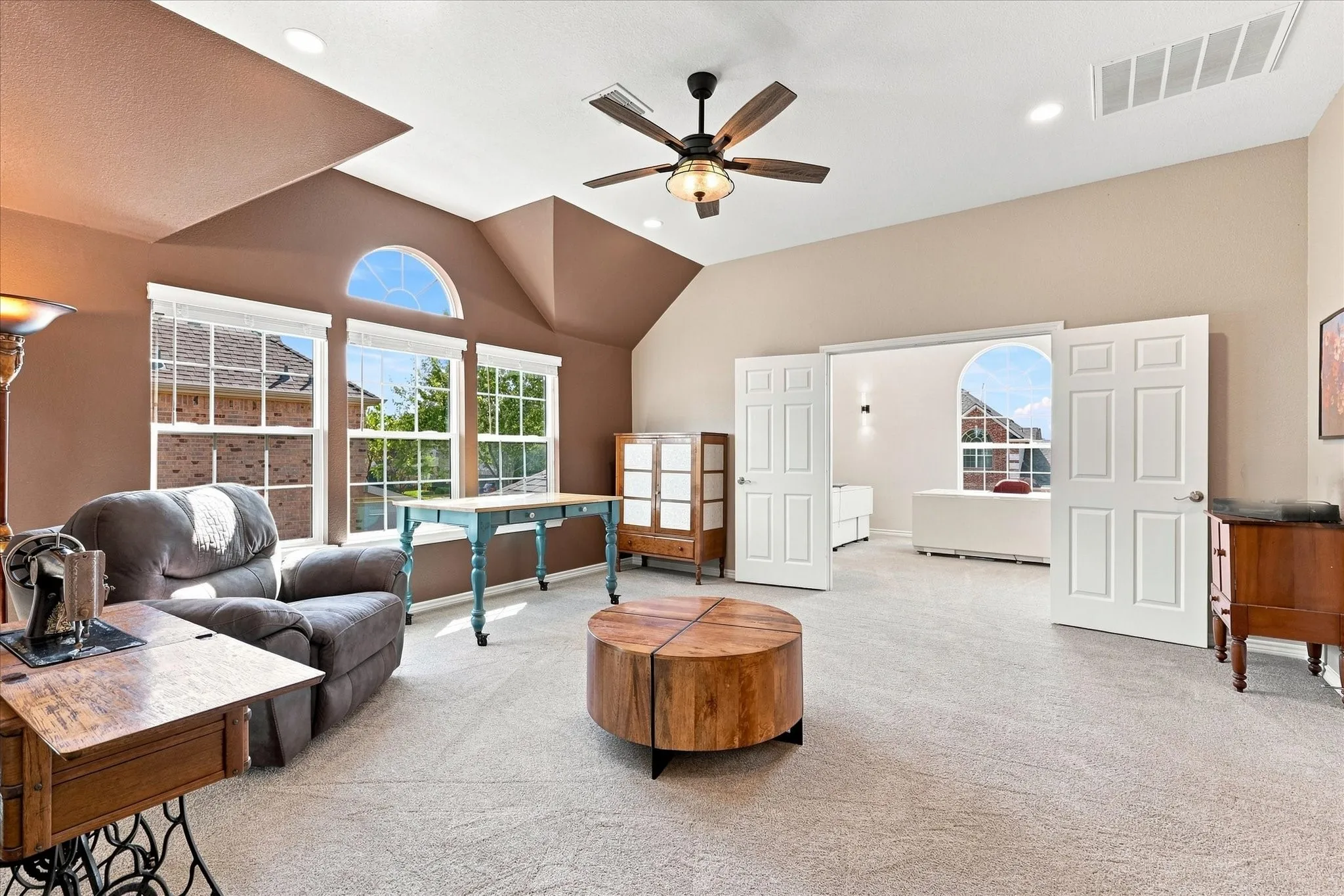 Single Family Residence For Sale in Collin County , 750 Texana Drive, Prosper, Texas 75078, 5 Bedroom, 4 Bathroom, 3 Garage spaces, 4,185 Sqft, built in 2008, mls#21348809, Real Estate Agent in Prosper, Homes For Sale in Collin county, Homes For Sale in Prosper, Realtor in Prosper Texas, Real Estate Brokerage Independent Realty Texas, Luminita Cordes Realtor