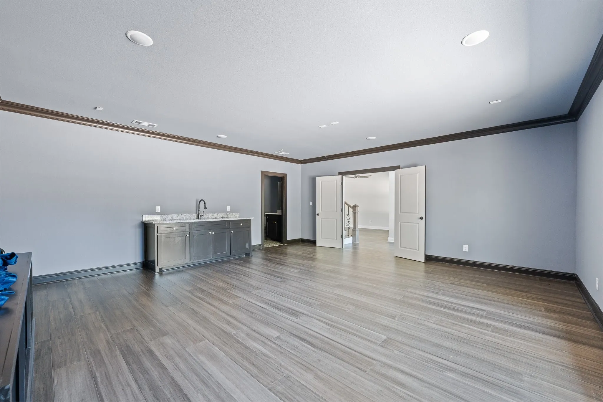 Single Family Residence For Sale in Johnson County , 9405 Hilltop Street, Rio Vista, Texas 76093, 4 Bedroom, 4 Bathroom, Garage spaces, 2,896 Sqft, built in 2020, mls#21363812, Real Estate Agent in Rio Vista, Homes For Sale in Johnson county, Homes For Sale in Rio Vista, Realtor in Rio Vista Texas, Real Estate Brokerage Independent Realty Texas, Luminita Cordes Realtor