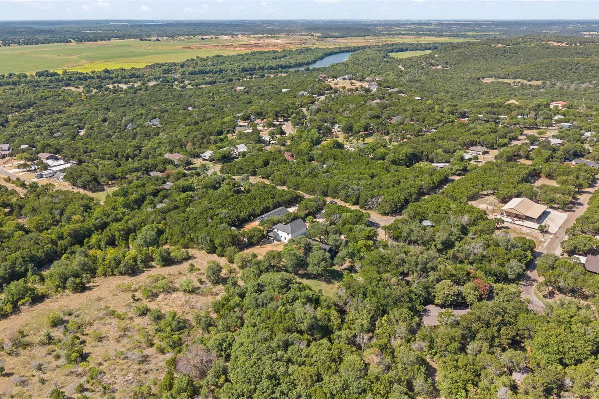 Single Family Residence For Sale in Johnson County , 9405 Hilltop Street, Rio Vista, Texas 76093, 4 Bedroom, 4 Bathroom, Garage spaces, 2,896 Sqft, built in 2020, mls#21363812, Real Estate Agent in Rio Vista, Homes For Sale in Johnson county, Homes For Sale in Rio Vista, Realtor in Rio Vista Texas, Real Estate Brokerage Independent Realty Texas, Luminita Cordes Realtor