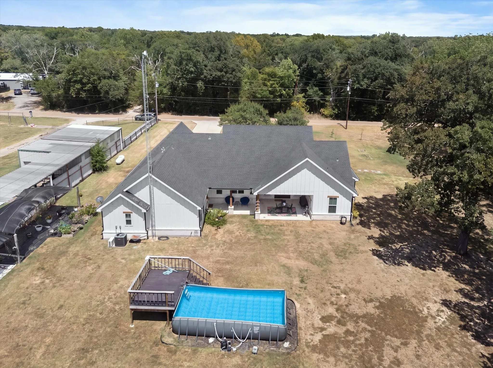 Single Family Residence For Sale in Kaufman County , 17803 County Road 381, Terrell, Texas 75161, 3 Bedroom, 3 Bathroom, 2 Garage spaces, 2,548 Sqft, built in 2022, mls#21362344, Real Estate Agent in Terrell, Homes For Sale in Kaufman county, Homes For Sale in Terrell, Realtor in Terrell Texas, Real Estate Brokerage Independent Realty Texas, Luminita Cordes Realtor