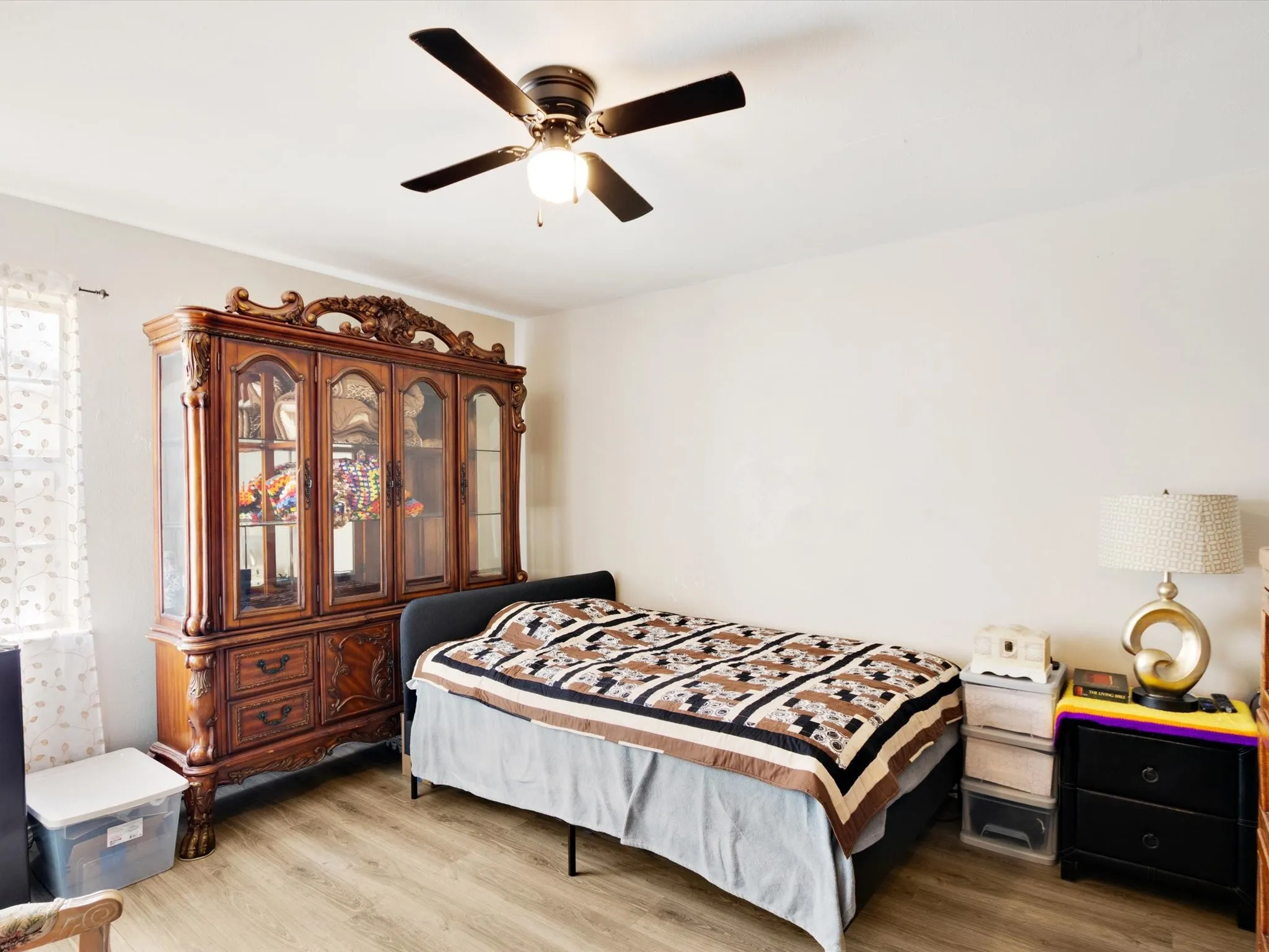 Single Family Residence For Sale in Dallas County , 3760 Stagecoach Trail, Dallas, Texas 75241, 3 Bedroom, 2 Bathroom, 1 Garage spaces, 1,026 Sqft, built in 1973, mls#21363657, Real Estate Agent in Dallas, Homes For Sale in Dallas county, Homes For Sale in Dallas, Realtor in Dallas Texas, Real Estate Brokerage Independent Realty Texas, Luminita Cordes Realtor