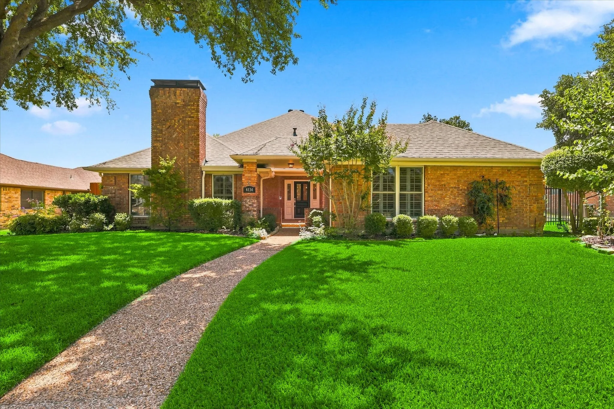 Single Family Residence For Sale in Collin County , 4134 High Star Lane, Dallas, Texas 75287, 4 Bedroom, 3 Bathroom, 2 Garage spaces, 3,006 Sqft, built in 1981, mls#21359910, Real Estate Agent in Dallas, Homes For Sale in Collin county, Homes For Sale in Dallas, Realtor in Dallas Texas, Real Estate Brokerage Independent Realty Texas, Luminita Cordes Realtor