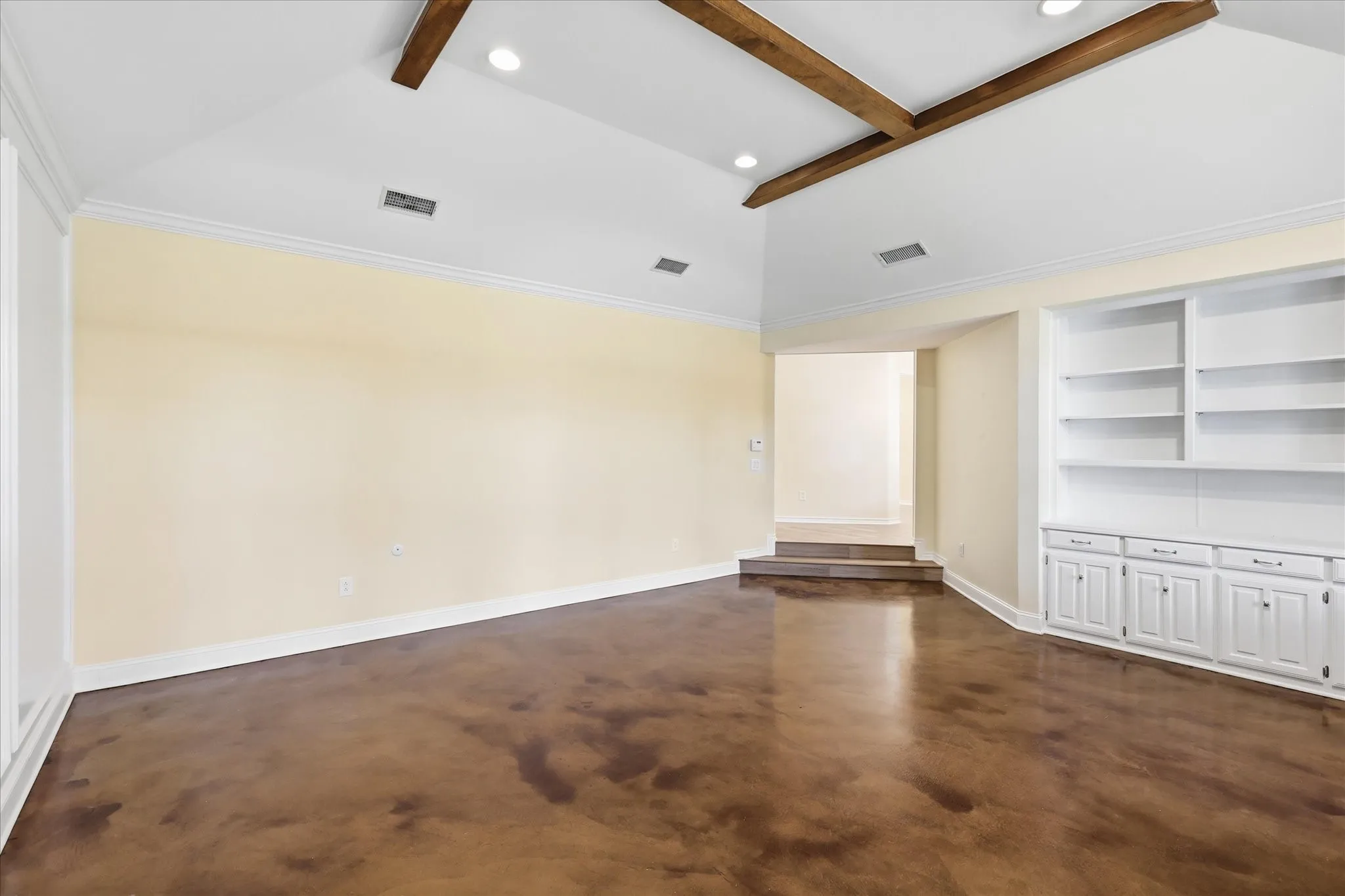 Single Family Residence For Sale in Collin County , 4134 High Star Lane, Dallas, Texas 75287, 4 Bedroom, 3 Bathroom, 2 Garage spaces, 3,006 Sqft, built in 1981, mls#21359910, Real Estate Agent in Dallas, Homes For Sale in Collin county, Homes For Sale in Dallas, Realtor in Dallas Texas, Real Estate Brokerage Independent Realty Texas, Luminita Cordes Realtor