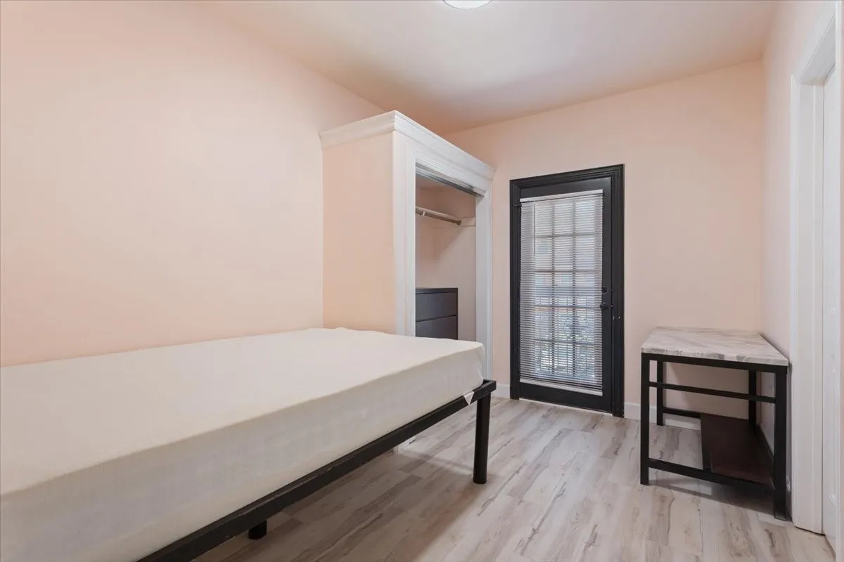 Condominium For Sale in Mc Lennan County , 2410 S 2nd Street 947, Waco, Texas 76706, 4 Bedroom, 5 Bathroom, 2 Garage spaces, 1,491 Sqft, built in 2006, mls#21363625, Real Estate Agent in Waco, Homes For Sale in Mc Lennan county, Homes For Sale in Waco, Realtor in Waco Texas, Real Estate Brokerage Independent Realty Texas, Luminita Cordes Realtor