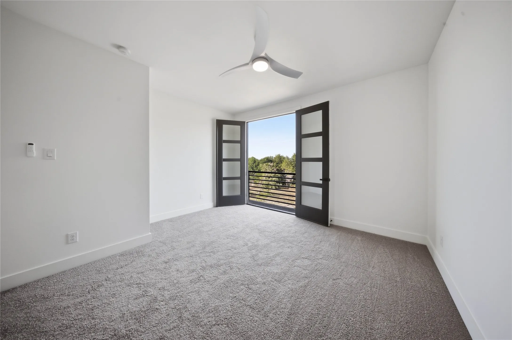Bedroom with balcony to see Downtown Dallas!