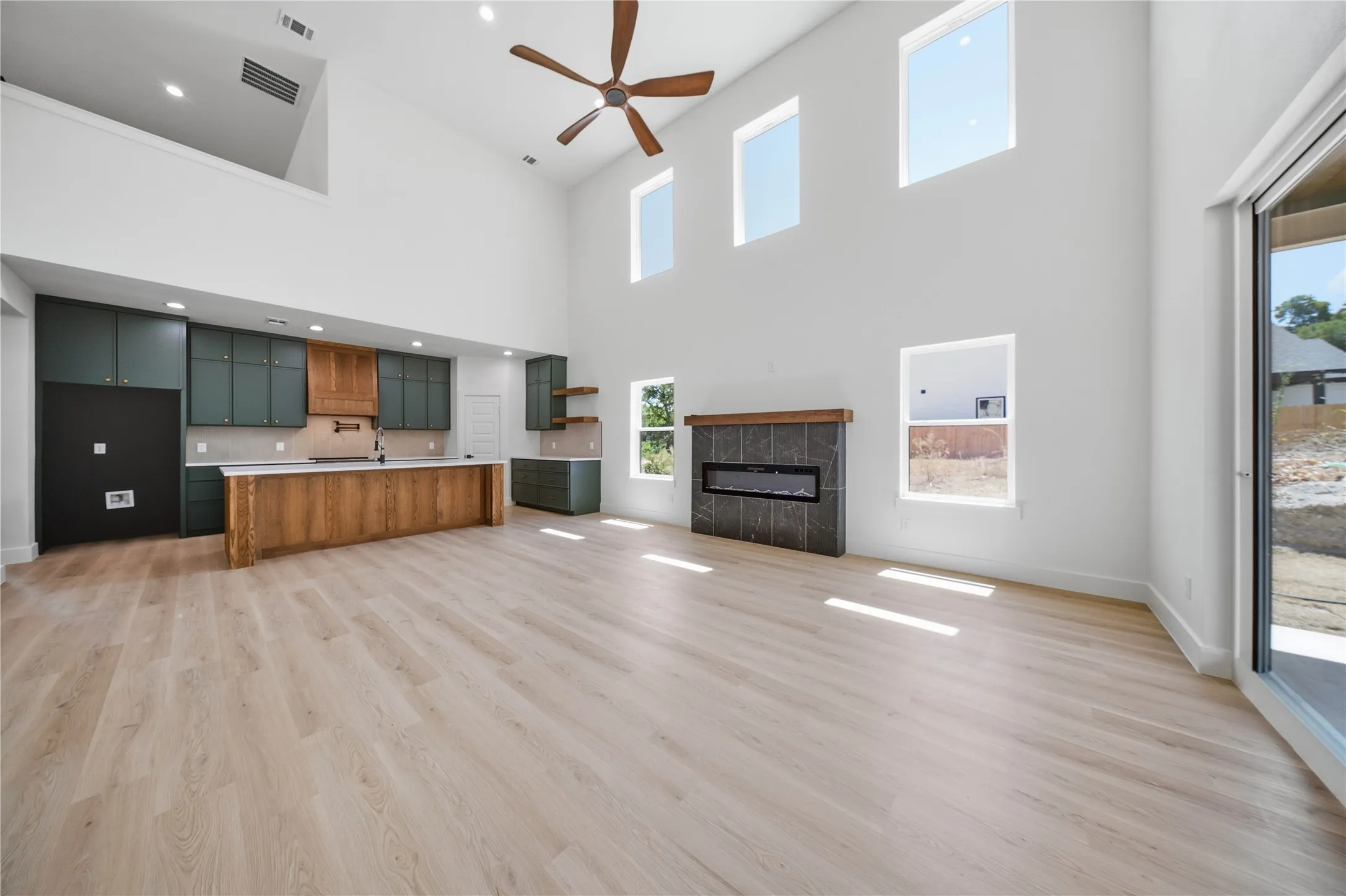 Single Family Residence For Sale in Dallas County , 5743 Plum Dale Road, Dallas, Texas 75241, 3 Bedroom, 3 Bathroom, 2 Garage spaces, 2,150 Sqft, built in 2026, mls#21357890, Real Estate Agent in Dallas, Homes For Sale in Dallas county, Homes For Sale in Dallas, Realtor in Dallas Texas, Real Estate Brokerage Independent Realty Texas, Luminita Cordes Realtor