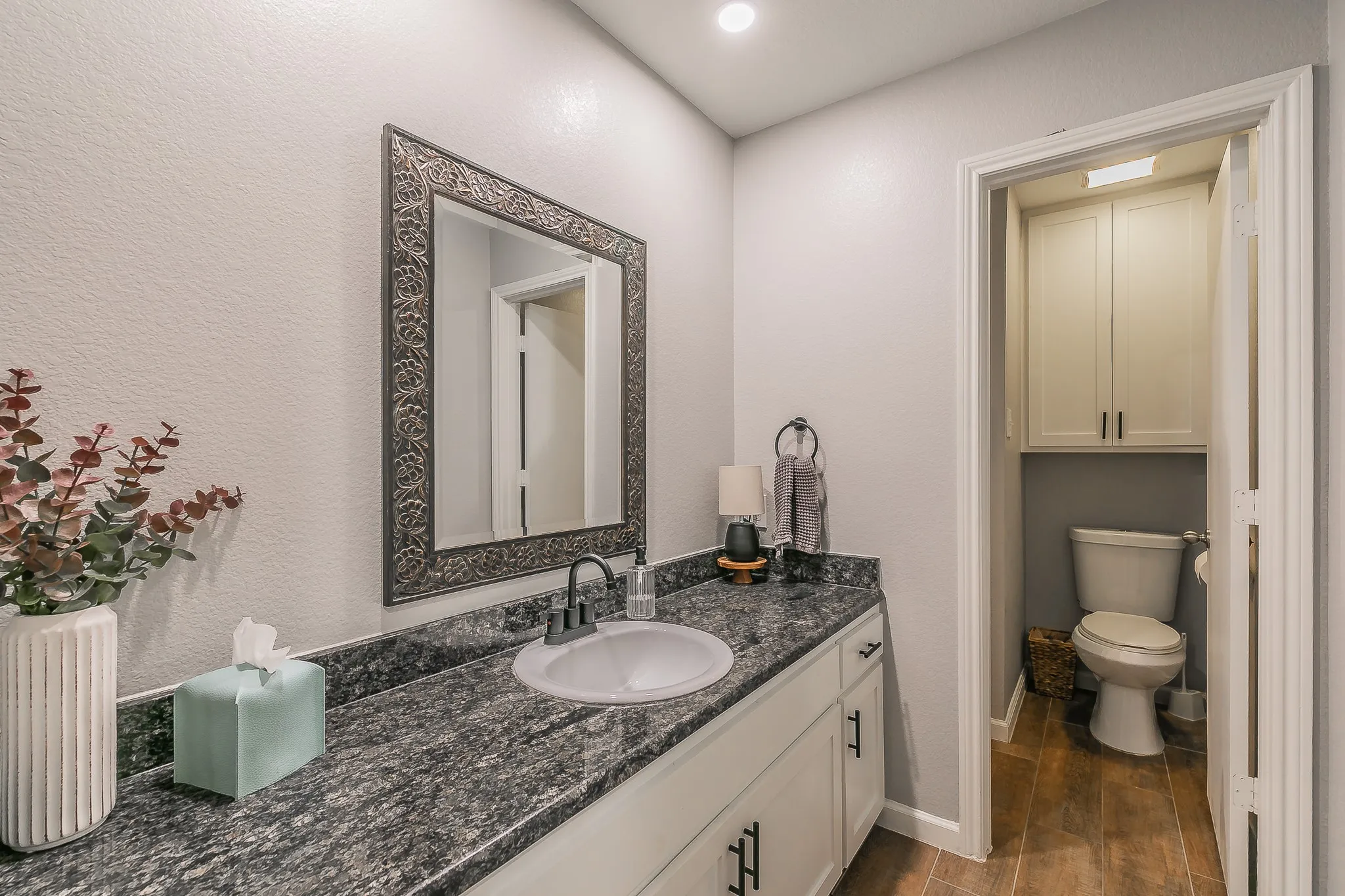 Single Family Residence For Sale in Tarrant County , 2109 Friar Tuck Drive, Arlington, Texas 76013, 3 Bedroom, 2 Bathroom, 2 Garage spaces, 1,838 Sqft, built in 1968, mls#21361667, Real Estate Agent in Arlington, Homes For Sale in Tarrant county, Homes For Sale in Arlington, Realtor in Arlington Texas, Real Estate Brokerage Independent Realty Texas, Luminita Cordes Realtor