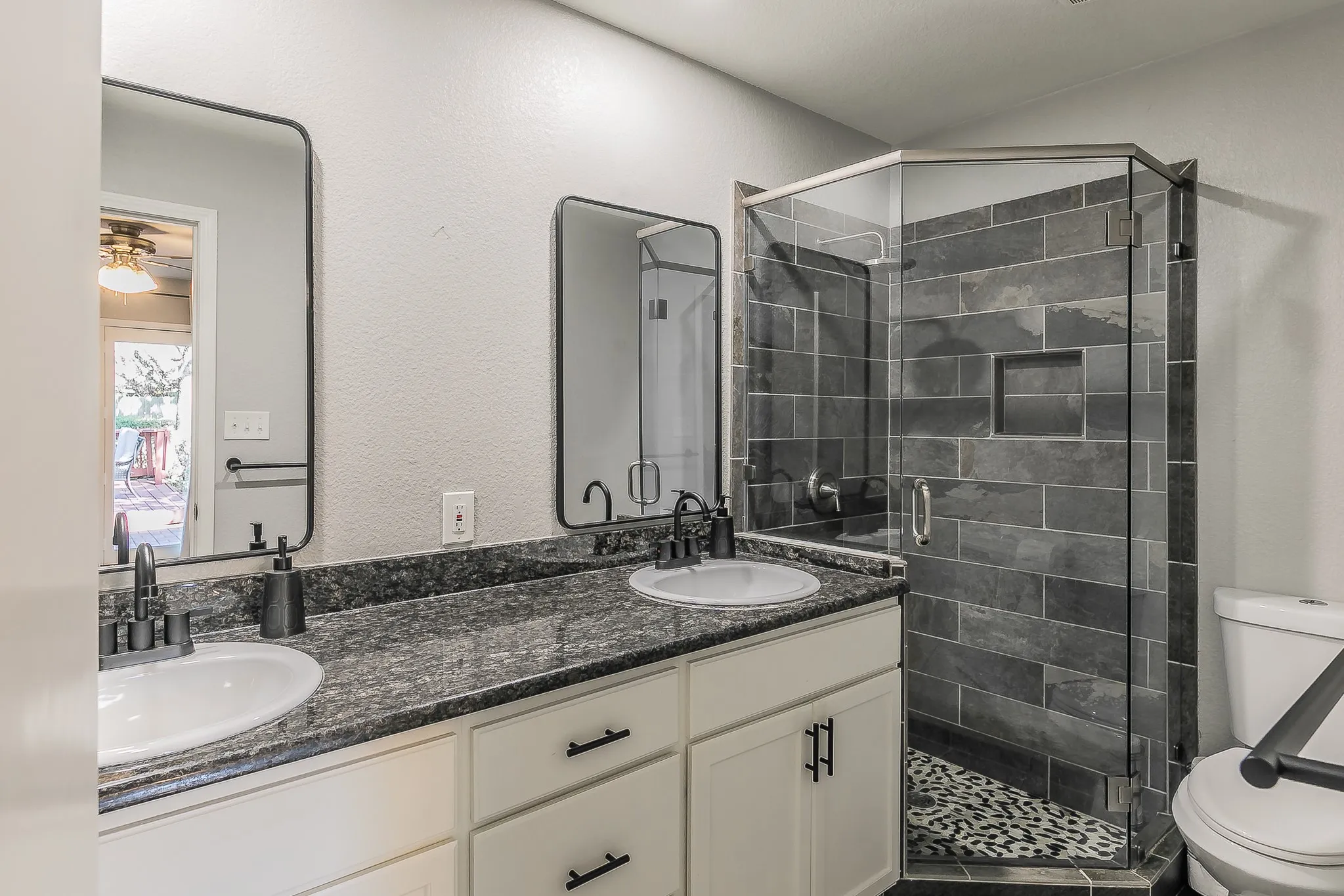 Single Family Residence For Sale in Tarrant County , 2109 Friar Tuck Drive, Arlington, Texas 76013, 3 Bedroom, 2 Bathroom, 2 Garage spaces, 1,838 Sqft, built in 1968, mls#21361667, Real Estate Agent in Arlington, Homes For Sale in Tarrant county, Homes For Sale in Arlington, Realtor in Arlington Texas, Real Estate Brokerage Independent Realty Texas, Luminita Cordes Realtor
