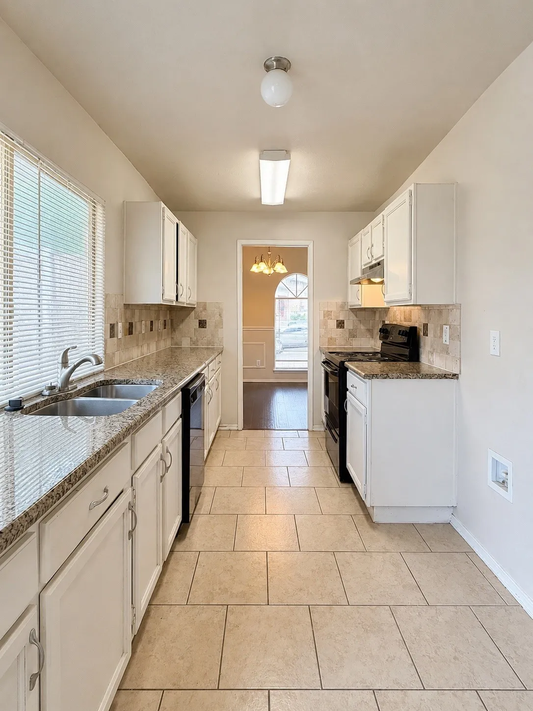 Single Family Residence For Rent in Dallas County , 2937 Emberwood Drive, Garland, Texas 75043, 3 Bedroom, 2 Bathroom, 2 Garage spaces, 1,695 Sqft, built in 1975, mls#21364840, Real Estate Agent in Garland, Homes For Rent in Dallas county, Homes For Rent in Garland, Realtor in Garland Texas, Real Estate Brokerage Independent Realty Texas, Luminita Cordes Realtor