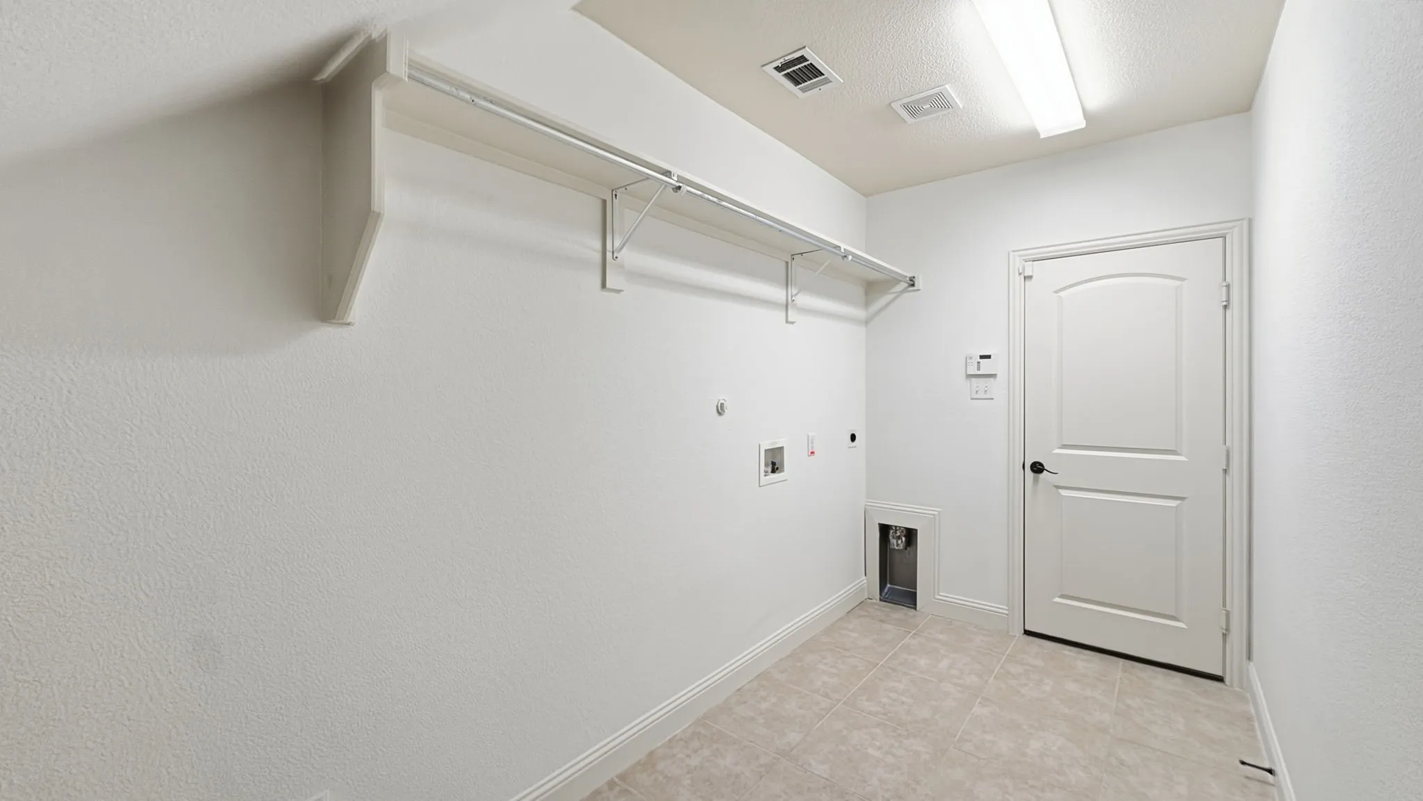 Townhouse For Sale in Dallas County , 6468 Love Drive, Irving, Texas 75039, 2 Bedroom, 4 Bathroom, 2 Garage spaces, 2,178 Sqft, built in 2010, mls#21364607, Real Estate Agent in Irving, Homes For Sale in Dallas county, Homes For Sale in Irving, Realtor in Irving Texas, Real Estate Brokerage Independent Realty Texas, Luminita Cordes Realtor
