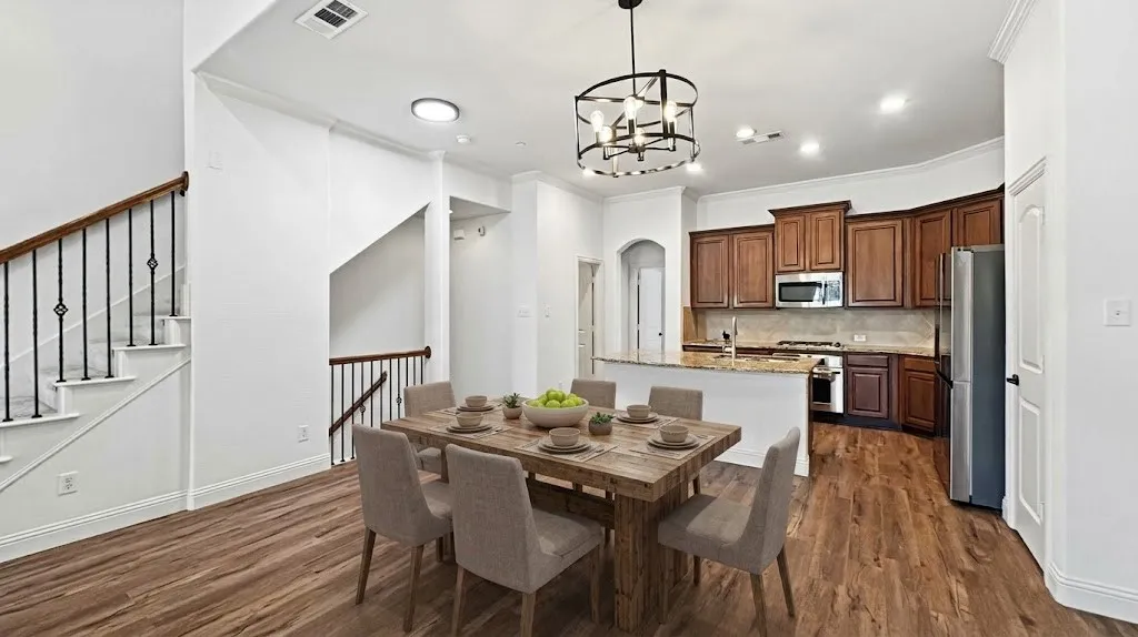 Townhouse For Sale in Dallas County , 6468 Love Drive, Irving, Texas 75039, 2 Bedroom, 4 Bathroom, 2 Garage spaces, 2,178 Sqft, built in 2010, mls#21364607, Real Estate Agent in Irving, Homes For Sale in Dallas county, Homes For Sale in Irving, Realtor in Irving Texas, Real Estate Brokerage Independent Realty Texas, Luminita Cordes Realtor