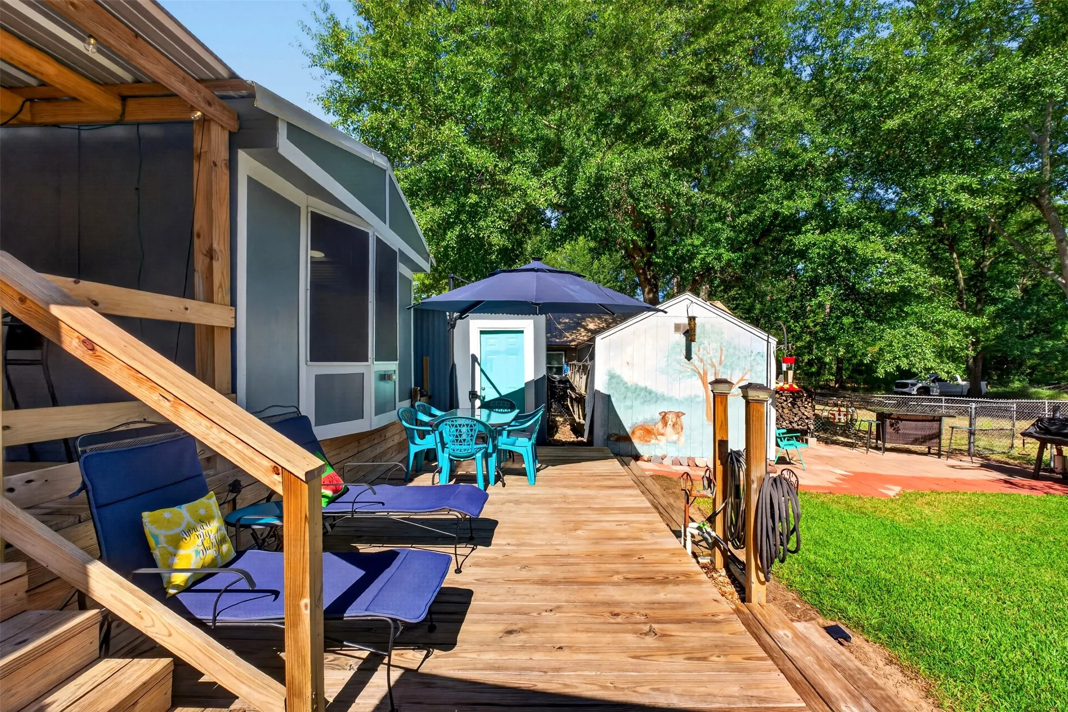Mobile Home For Sale in Henderson County , 21165 Charina Circle, Chandler, Texas 75758, 2 Bedroom, 2 Bathroom, 1 Garage spaces, 1,426 Sqft, built in 1984, mls#21363658, Real Estate Agent in Chandler, Homes For Sale in Henderson county, Homes For Sale in Chandler, Realtor in Chandler Texas, Real Estate Brokerage Independent Realty Texas, Luminita Cordes Realtor