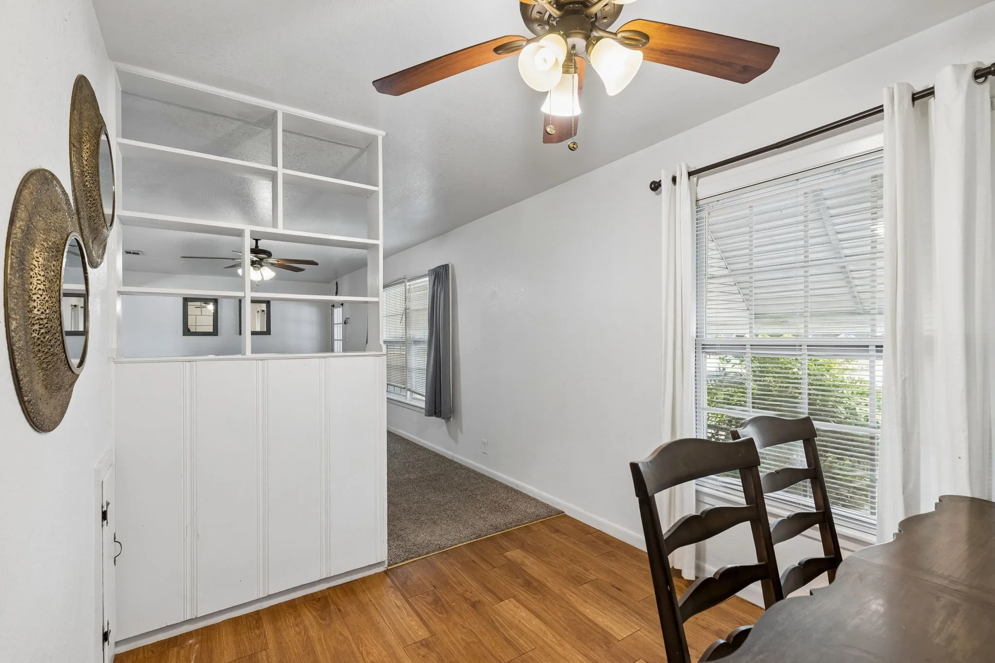 Single Family Residence For Sale in Tarrant County , 3504 Katrine Street, Haltom City, Texas 76117, 3 Bedroom, 1 Bathroom, 1 Garage spaces, 1,181 Sqft, built in 1952, mls#21361911, Real Estate Agent in Haltom City, Homes For Sale in Tarrant county, Homes For Sale in Haltom City, Realtor in Haltom City Texas, Real Estate Brokerage Independent Realty Texas, Luminita Cordes Realtor