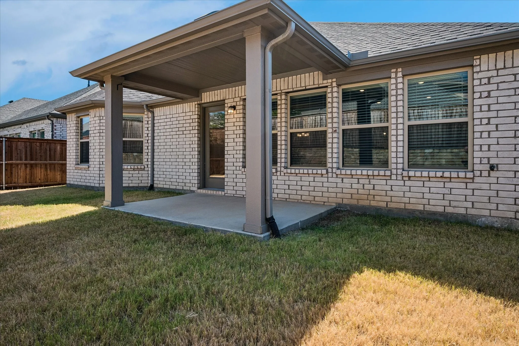 Single Family Residence For Sale in Collin County , 3304 Macaw Road, Celina, Texas 75009, 4 Bedroom, 2 Bathroom, 2 Garage spaces, 1,941 Sqft, built in 2021, mls#21362979, Real Estate Agent in Celina, Homes For Sale in Collin county, Homes For Sale in Celina, Realtor in Celina Texas, Real Estate Brokerage Independent Realty Texas, Luminita Cordes Realtor