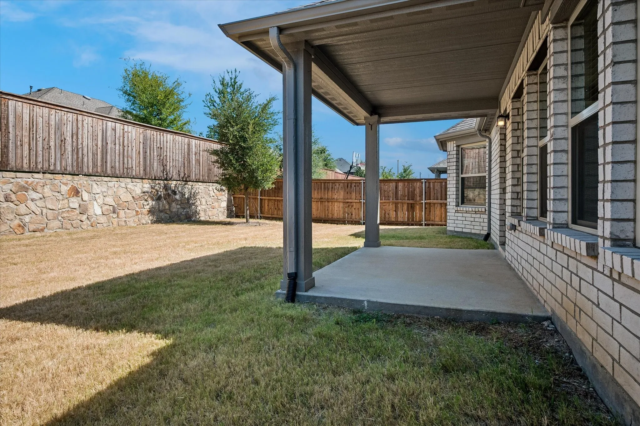 Single Family Residence For Sale in Collin County , 3304 Macaw Road, Celina, Texas 75009, 4 Bedroom, 2 Bathroom, 2 Garage spaces, 1,941 Sqft, built in 2021, mls#21362979, Real Estate Agent in Celina, Homes For Sale in Collin county, Homes For Sale in Celina, Realtor in Celina Texas, Real Estate Brokerage Independent Realty Texas, Luminita Cordes Realtor