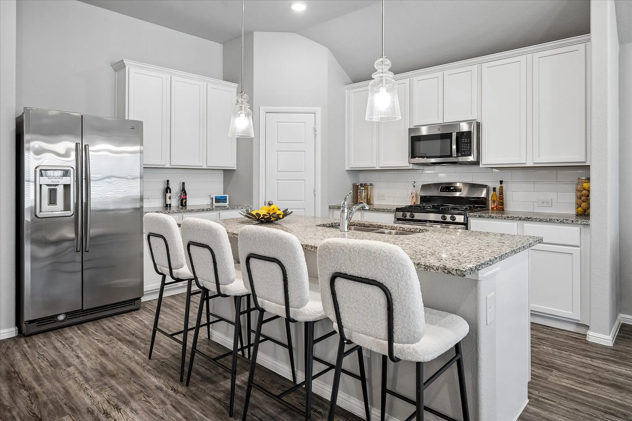 Single Family Residence For Sale in Collin County , 3304 Macaw Road, Celina, Texas 75009, 4 Bedroom, 2 Bathroom, 2 Garage spaces, 1,941 Sqft, built in 2021, mls#21362979, Real Estate Agent in Celina, Homes For Sale in Collin county, Homes For Sale in Celina, Realtor in Celina Texas, Real Estate Brokerage Independent Realty Texas, Luminita Cordes Realtor