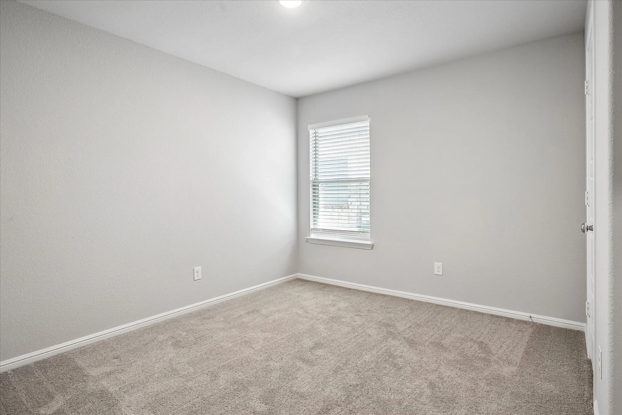 Single Family Residence For Sale in Collin County , 3304 Macaw Road, Celina, Texas 75009, 4 Bedroom, 2 Bathroom, 2 Garage spaces, 1,941 Sqft, built in 2021, mls#21362979, Real Estate Agent in Celina, Homes For Sale in Collin county, Homes For Sale in Celina, Realtor in Celina Texas, Real Estate Brokerage Independent Realty Texas, Luminita Cordes Realtor