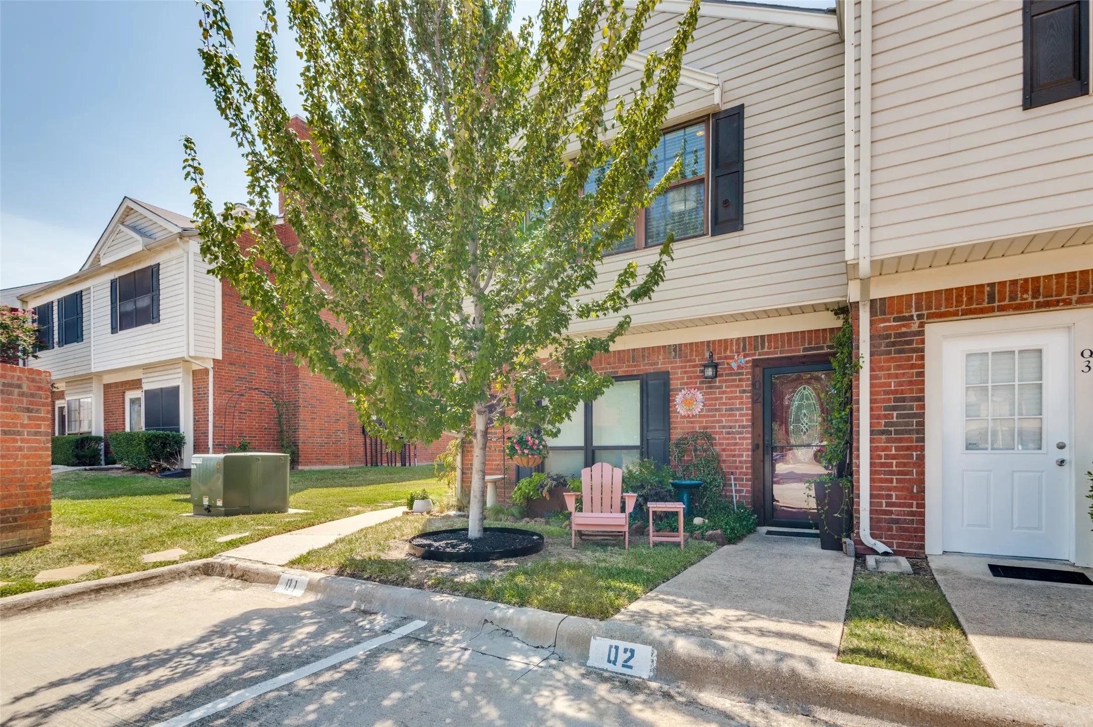 Condominium For Sale in Dallas County , 236 Samuel Boulevard 2, Coppell, Texas 75019, 1 Bedroom, 1 Bathroom, Garage spaces, 800 Sqft, built in 1984, mls#21364764, Real Estate Agent in Coppell, Homes For Sale in Dallas county, Homes For Sale in Coppell, Realtor in Coppell Texas, Real Estate Brokerage Independent Realty Texas, Luminita Cordes Realtor