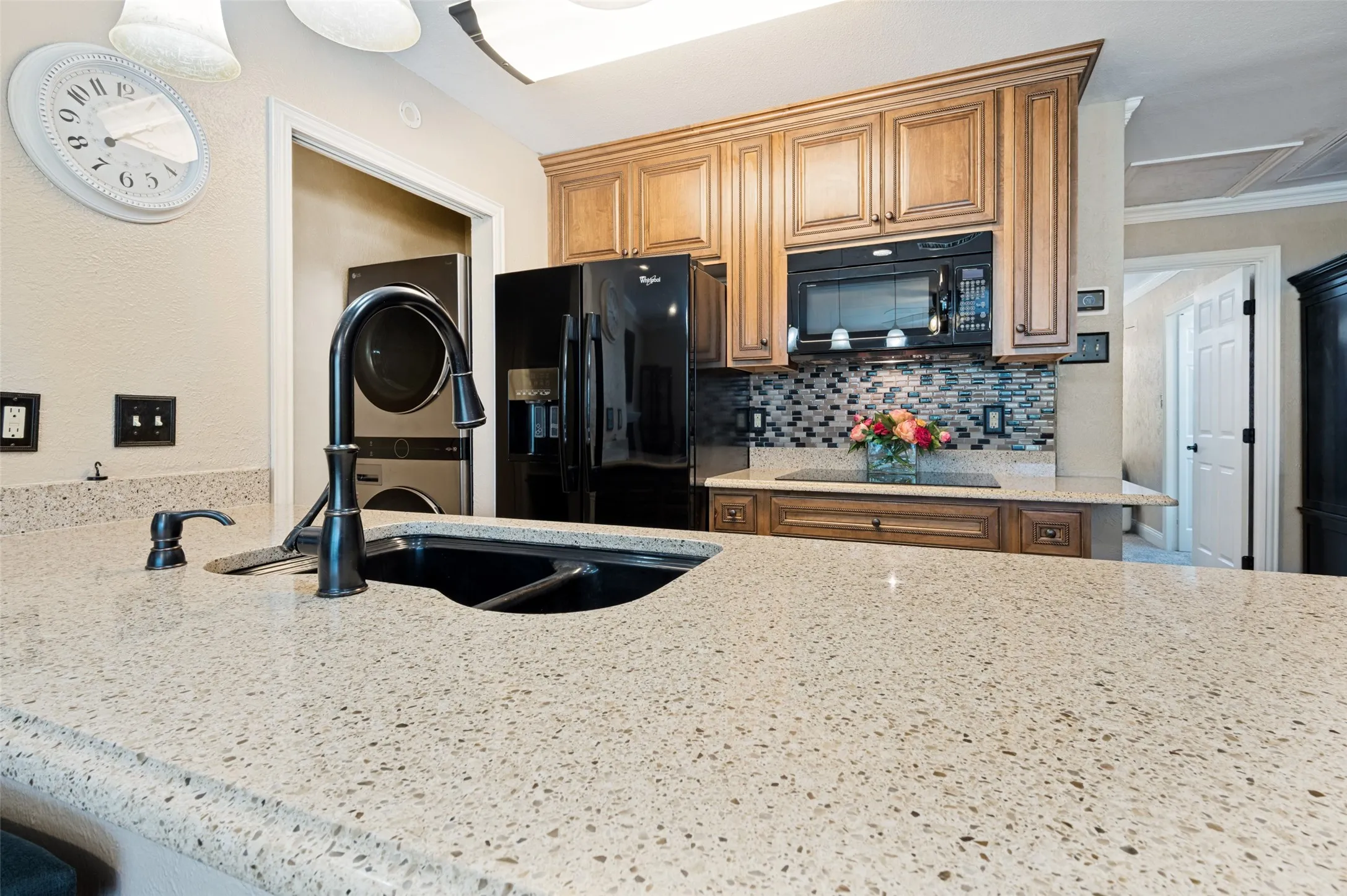 Condominium For Sale in Dallas County , 236 Samuel Boulevard 2, Coppell, Texas 75019, 1 Bedroom, 1 Bathroom, Garage spaces, 800 Sqft, built in 1984, mls#21364764, Real Estate Agent in Coppell, Homes For Sale in Dallas county, Homes For Sale in Coppell, Realtor in Coppell Texas, Real Estate Brokerage Independent Realty Texas, Luminita Cordes Realtor