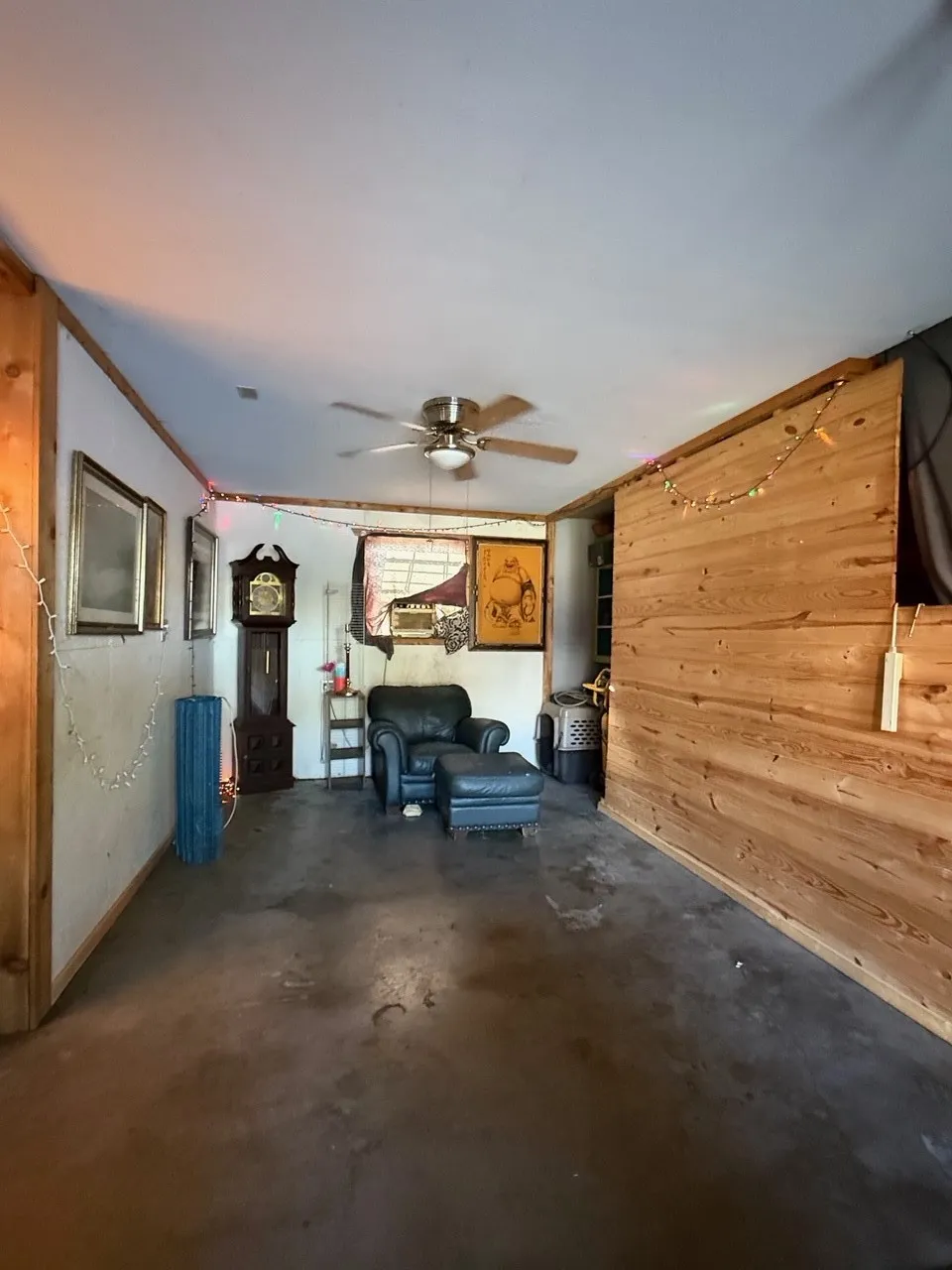 Single Family Residence For Sale in Parker County , 1633 Kay Lane, Reno, Texas 76020, 3 Bedroom, 2 Bathroom, Garage spaces, 3,236 Sqft, built in 2015, mls#21336207, Real Estate Agent in Reno, Homes For Sale in Parker county, Homes For Sale in Reno, Realtor in Reno Texas, Real Estate Brokerage Independent Realty Texas, Luminita Cordes Realtor