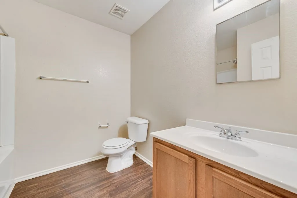 Single Family Residence For Rent in Rockwall County , 509 Cherrywood Terrace, Royse City, Texas 75189, 4 Bedroom, 2 Bathroom, 2 Garage spaces, 2,100 Sqft, built in 2006, mls#21364856, Real Estate Agent in Royse City, Homes For Rent in Rockwall county, Homes For Rent in Royse City, Realtor in Royse City Texas, Real Estate Brokerage Independent Realty Texas, Luminita Cordes Realtor