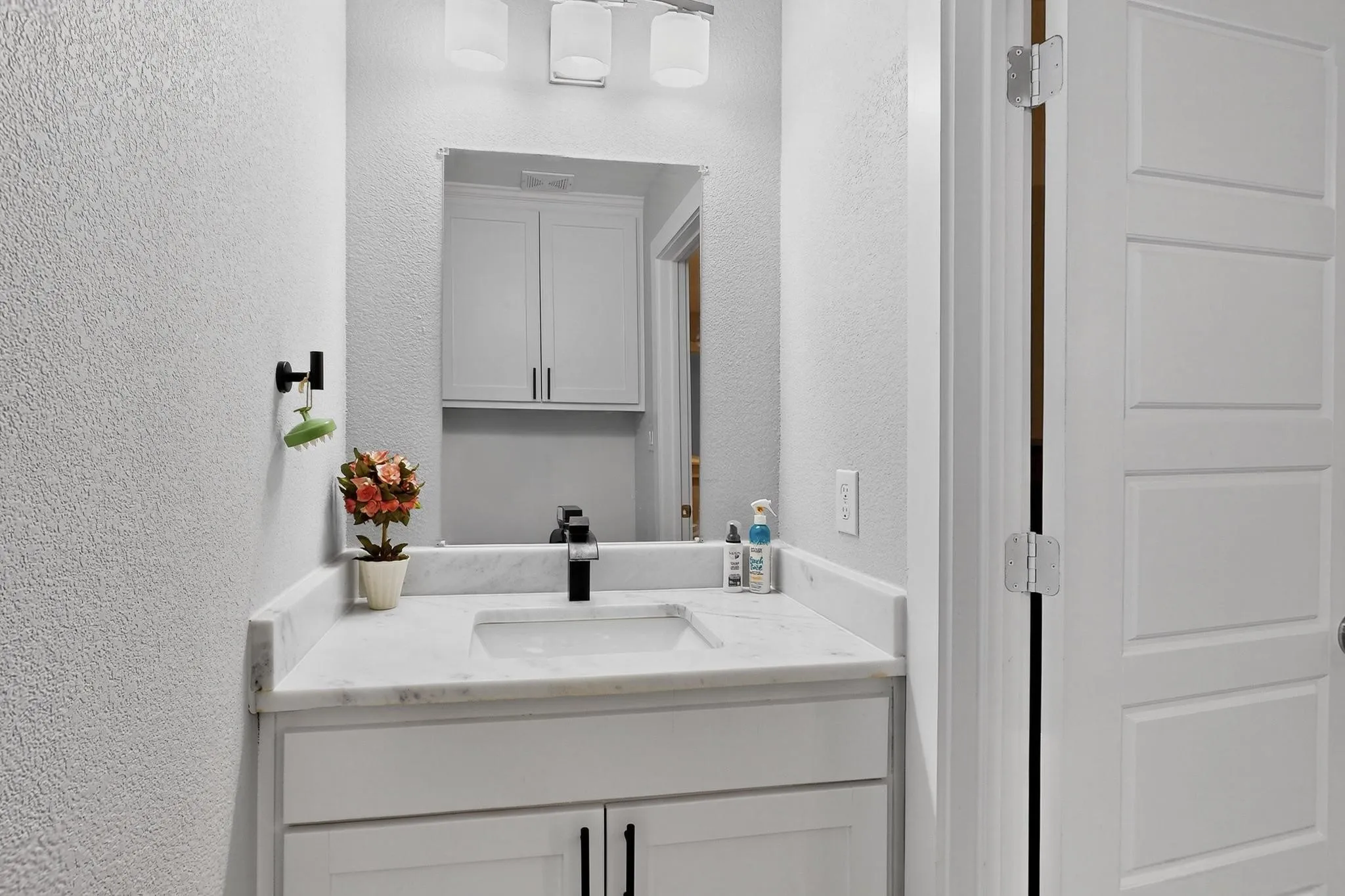 Downstairs half bath