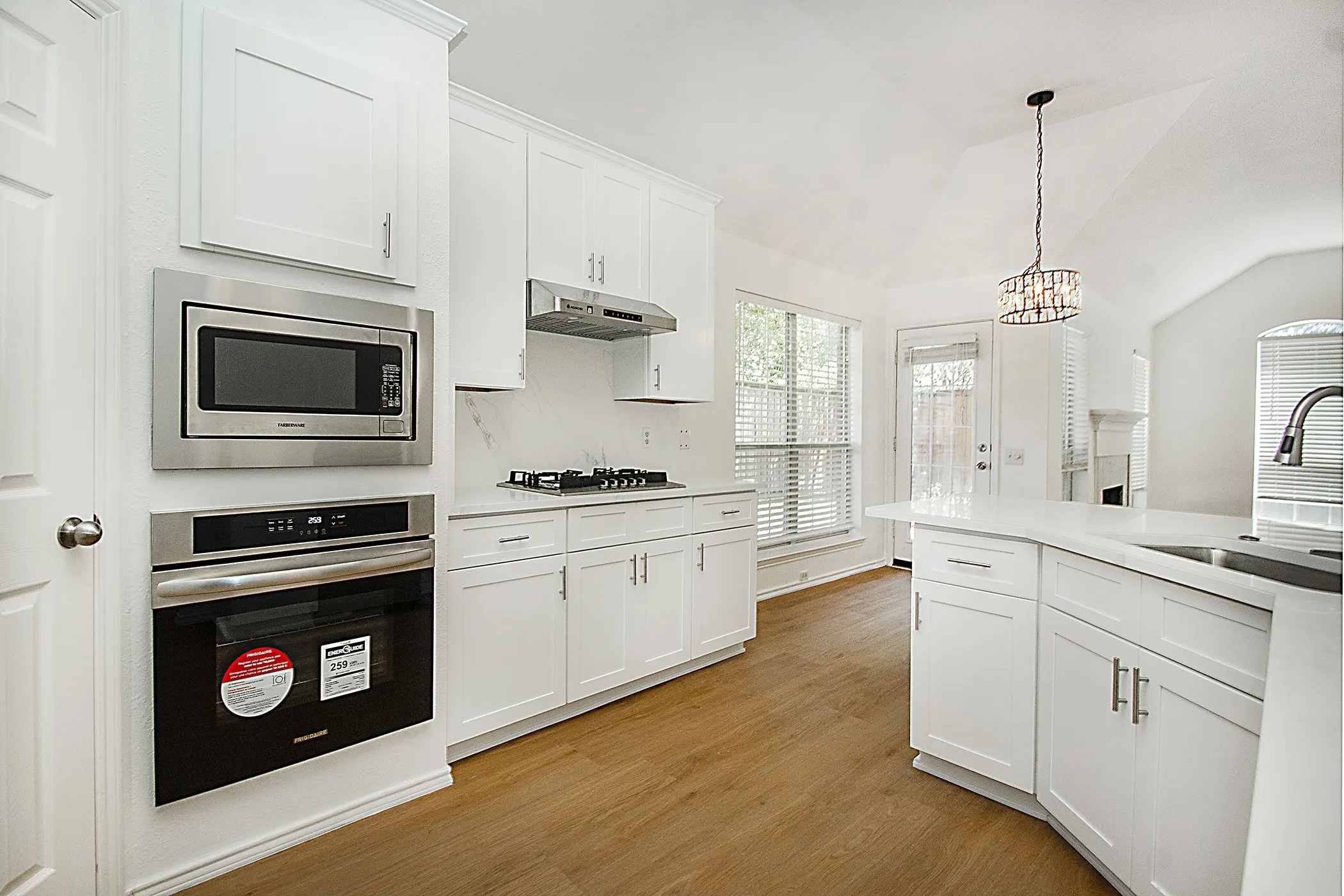 Single Family Residence For Sale in Collin County , 2452 Brycewood Lane, Plano, Texas 75025, 4 Bedroom, 2 Bathroom, 2 Garage spaces, 2,030 Sqft, built in 1998, mls#21321601, Real Estate Agent in Plano, Homes For Sale in Collin county, Homes For Sale in Plano, Realtor in Plano Texas, Real Estate Brokerage Independent Realty Texas, Luminita Cordes Realtor