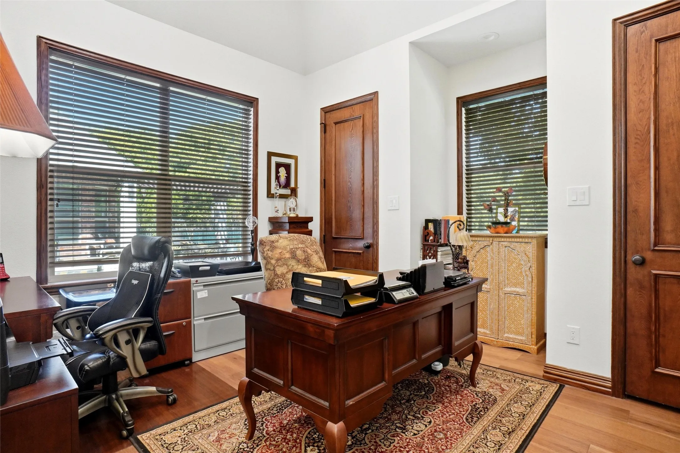 Single Family Residence For Sale in Tarrant County , 5024 Strathmore, Colleyville, Texas 76034, 5 Bedroom, 5 Bathroom, 3 Garage spaces, 4,448 Sqft, built in 2005, mls#21364681, Real Estate Agent in Colleyville, Homes For Sale in Tarrant county, Homes For Sale in Colleyville, Realtor in Colleyville Texas, Real Estate Brokerage Independent Realty Texas, Luminita Cordes Realtor