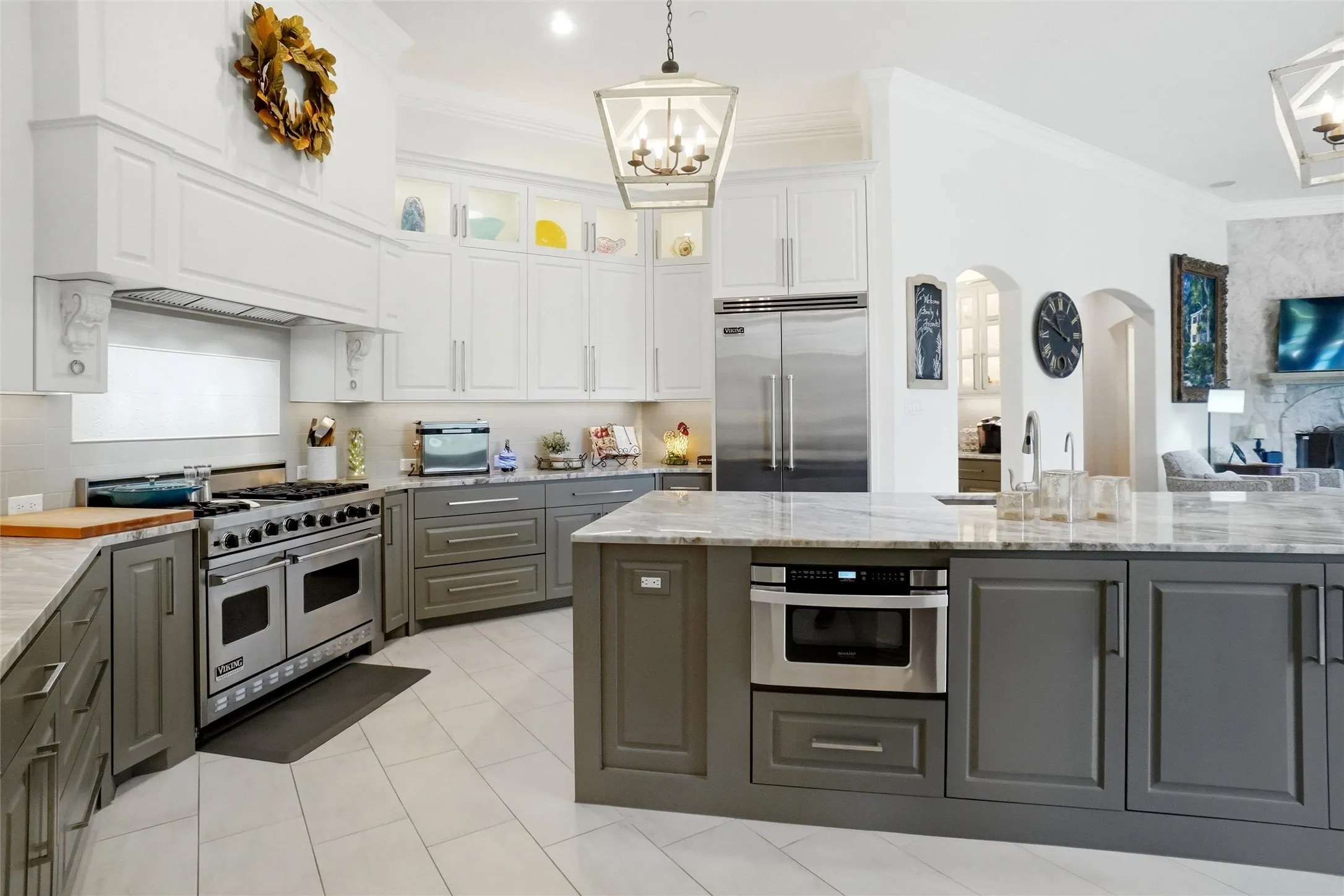 Single Family Residence For Sale in Tarrant County , 5024 Strathmore, Colleyville, Texas 76034, 5 Bedroom, 5 Bathroom, 3 Garage spaces, 4,448 Sqft, built in 2005, mls#21364681, Real Estate Agent in Colleyville, Homes For Sale in Tarrant county, Homes For Sale in Colleyville, Realtor in Colleyville Texas, Real Estate Brokerage Independent Realty Texas, Luminita Cordes Realtor