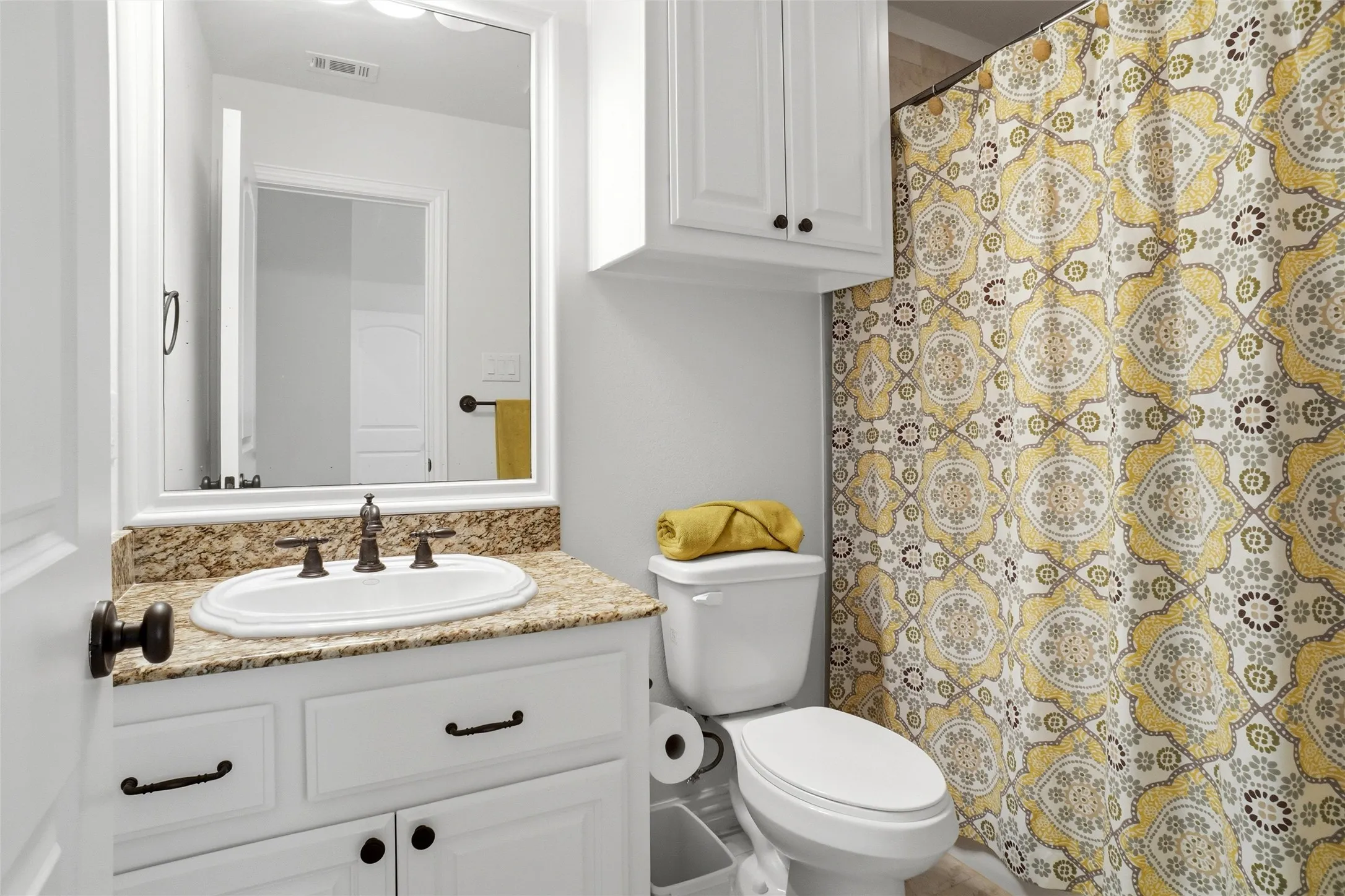 Single Family Residence For Sale in Tarrant County , 5024 Strathmore, Colleyville, Texas 76034, 5 Bedroom, 5 Bathroom, 3 Garage spaces, 4,448 Sqft, built in 2005, mls#21364681, Real Estate Agent in Colleyville, Homes For Sale in Tarrant county, Homes For Sale in Colleyville, Realtor in Colleyville Texas, Real Estate Brokerage Independent Realty Texas, Luminita Cordes Realtor