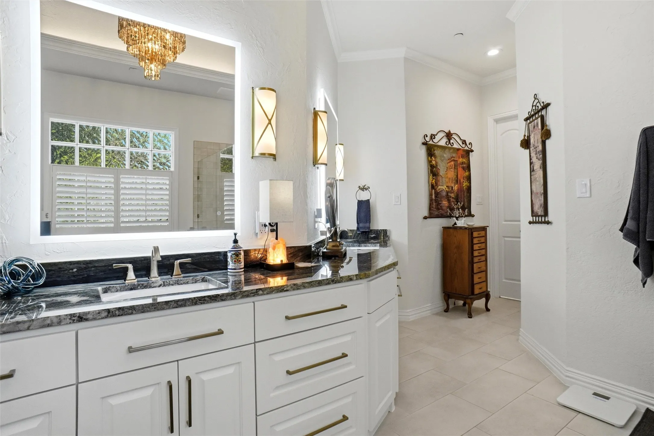 Single Family Residence For Sale in Tarrant County , 5024 Strathmore, Colleyville, Texas 76034, 5 Bedroom, 5 Bathroom, 3 Garage spaces, 4,448 Sqft, built in 2005, mls#21364681, Real Estate Agent in Colleyville, Homes For Sale in Tarrant county, Homes For Sale in Colleyville, Realtor in Colleyville Texas, Real Estate Brokerage Independent Realty Texas, Luminita Cordes Realtor