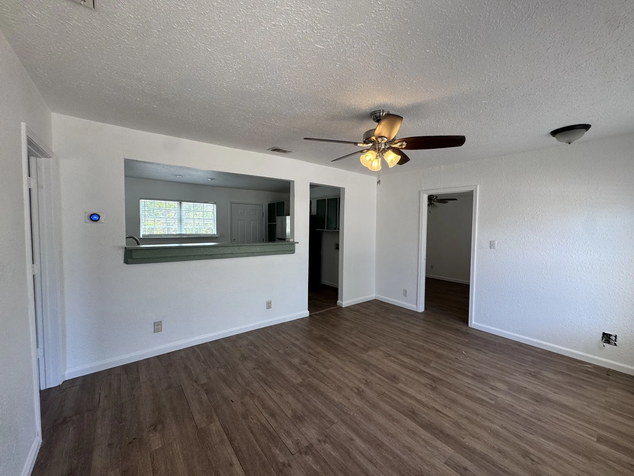 Single Family Residence For Sale in Erath County , 804 E Hook Street, Stephenville, Texas 76401, 2 Bedroom, 2 Bathroom, Garage spaces, 900 Sqft, built in 1930, mls#21364454, Real Estate Agent in Stephenville, Homes For Sale in Erath county, Homes For Sale in Stephenville, Realtor in Stephenville Texas, Real Estate Brokerage Independent Realty Texas, Luminita Cordes Realtor