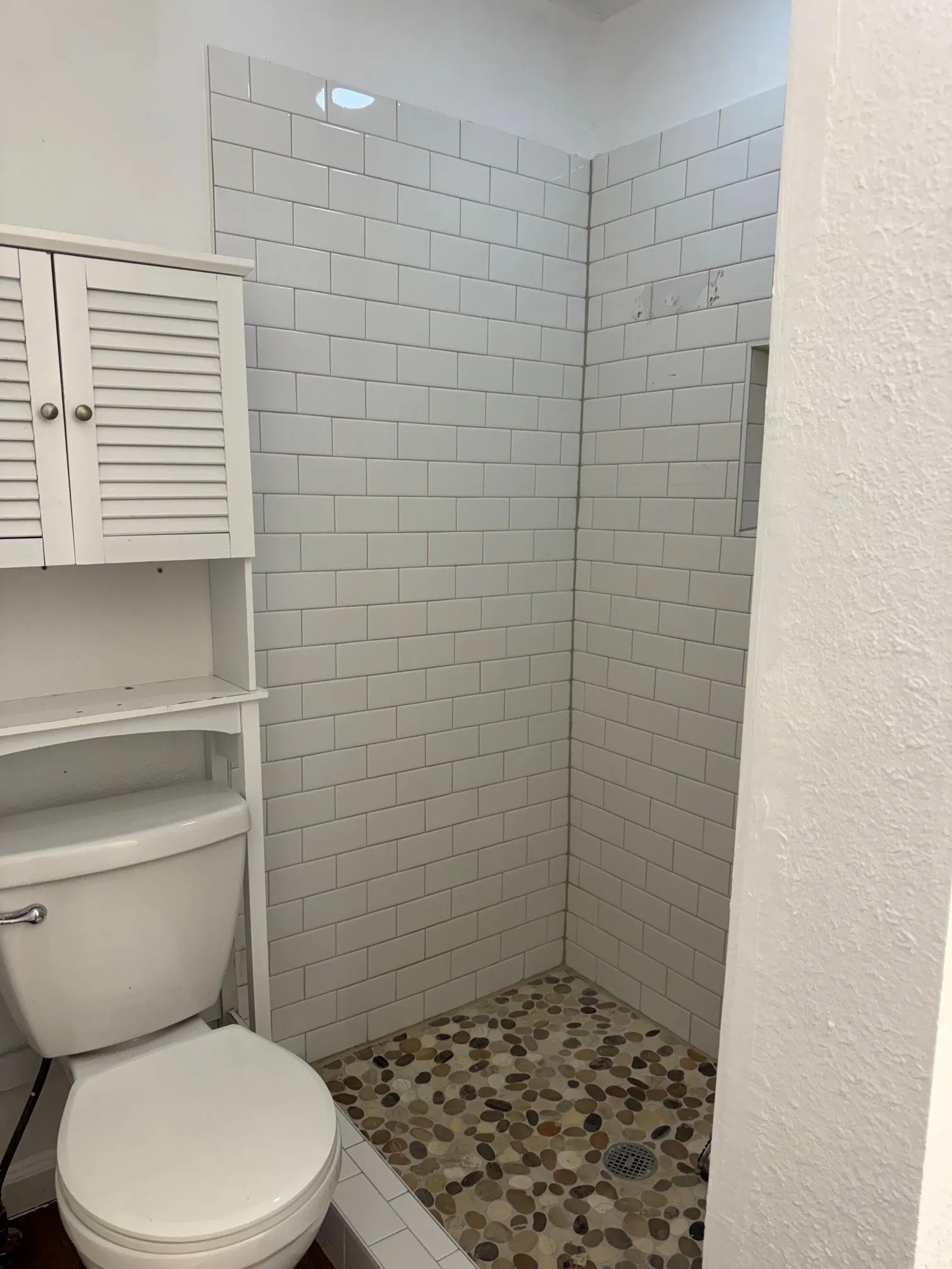 Single Family Residence For Sale in Erath County , 804 E Hook Street, Stephenville, Texas 76401, 2 Bedroom, 2 Bathroom, Garage spaces, 900 Sqft, built in 1930, mls#21364454, Real Estate Agent in Stephenville, Homes For Sale in Erath county, Homes For Sale in Stephenville, Realtor in Stephenville Texas, Real Estate Brokerage Independent Realty Texas, Luminita Cordes Realtor