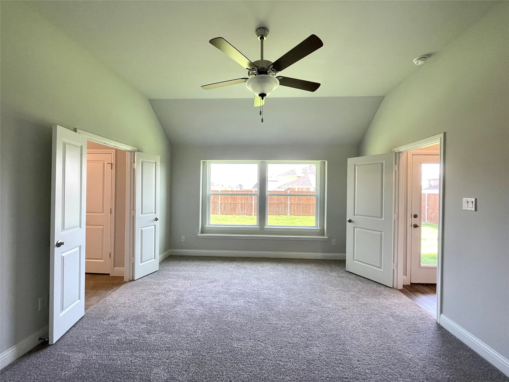 Single Family Residence For Rent in Collin County , 4005 Blue Stem Boulevard, Melissa, Texas 75454, 5 Bedroom, 3 Bathroom, 2 Garage spaces, 2,399 Sqft, built in 2022, mls#21357675, Real Estate Agent in Melissa, Homes For Rent in Collin county, Homes For Rent in Melissa, Realtor in Melissa Texas, Real Estate Brokerage Independent Realty Texas, Luminita Cordes Realtor