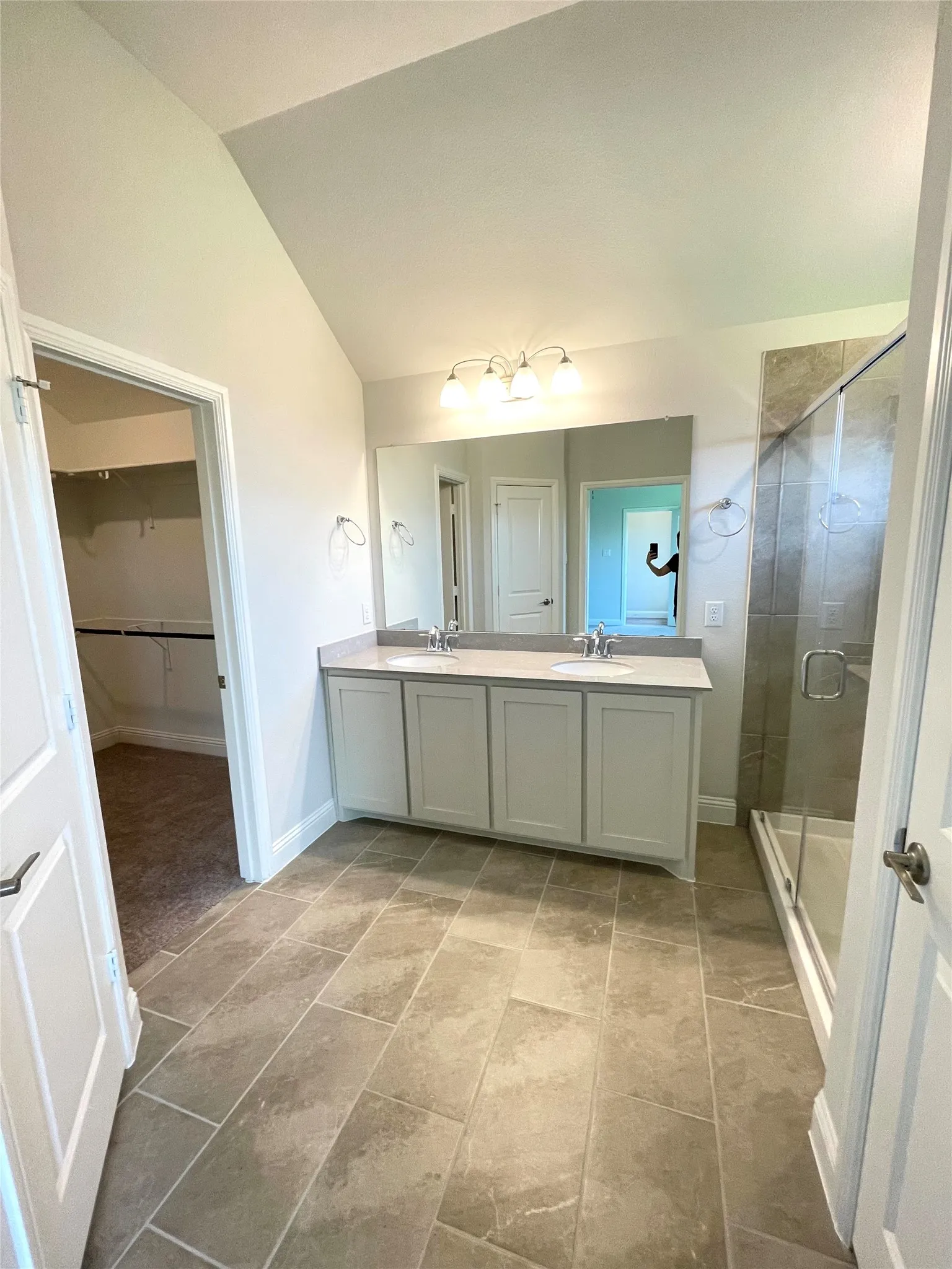 Single Family Residence For Rent in Collin County , 4005 Blue Stem Boulevard, Melissa, Texas 75454, 5 Bedroom, 3 Bathroom, 2 Garage spaces, 2,399 Sqft, built in 2022, mls#21357675, Real Estate Agent in Melissa, Homes For Rent in Collin county, Homes For Rent in Melissa, Realtor in Melissa Texas, Real Estate Brokerage Independent Realty Texas, Luminita Cordes Realtor