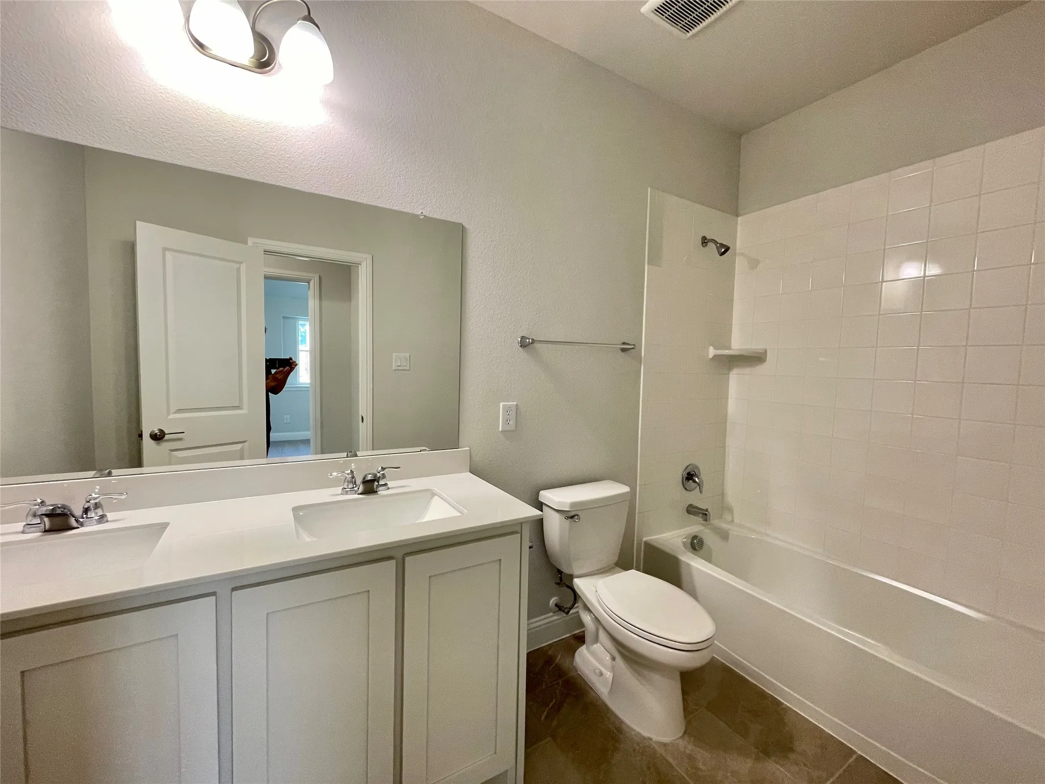 Single Family Residence For Rent in Collin County , 4005 Blue Stem Boulevard, Melissa, Texas 75454, 5 Bedroom, 3 Bathroom, 2 Garage spaces, 2,399 Sqft, built in 2022, mls#21357675, Real Estate Agent in Melissa, Homes For Rent in Collin county, Homes For Rent in Melissa, Realtor in Melissa Texas, Real Estate Brokerage Independent Realty Texas, Luminita Cordes Realtor