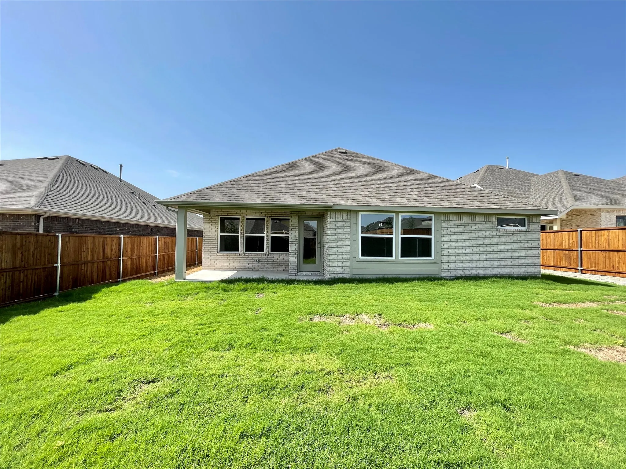 Single Family Residence For Rent in Collin County , 4005 Blue Stem Boulevard, Melissa, Texas 75454, 5 Bedroom, 3 Bathroom, 2 Garage spaces, 2,399 Sqft, built in 2022, mls#21357675, Real Estate Agent in Melissa, Homes For Rent in Collin county, Homes For Rent in Melissa, Realtor in Melissa Texas, Real Estate Brokerage Independent Realty Texas, Luminita Cordes Realtor