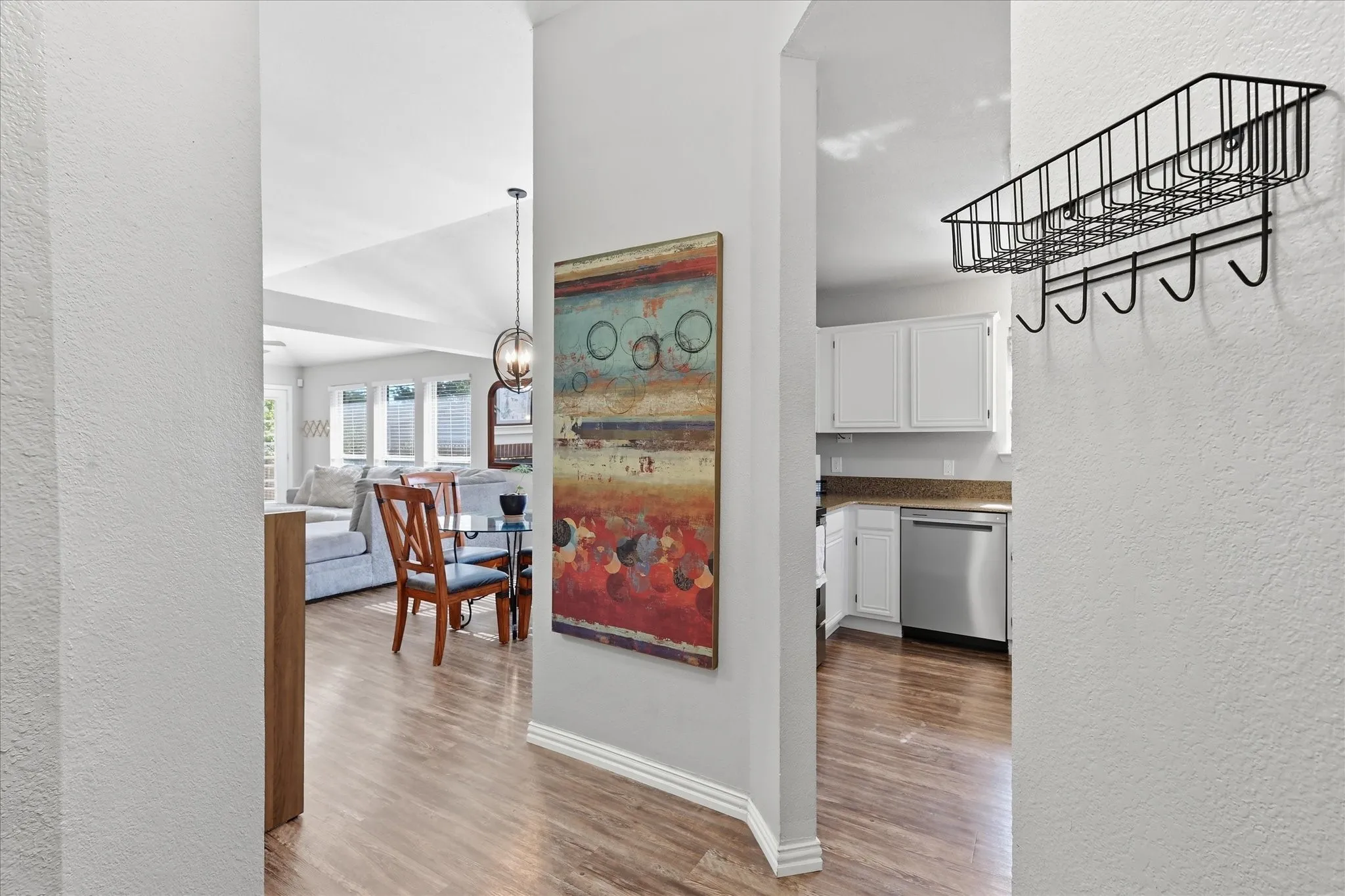 Perfect drop spot to hang coats, bags and keys.