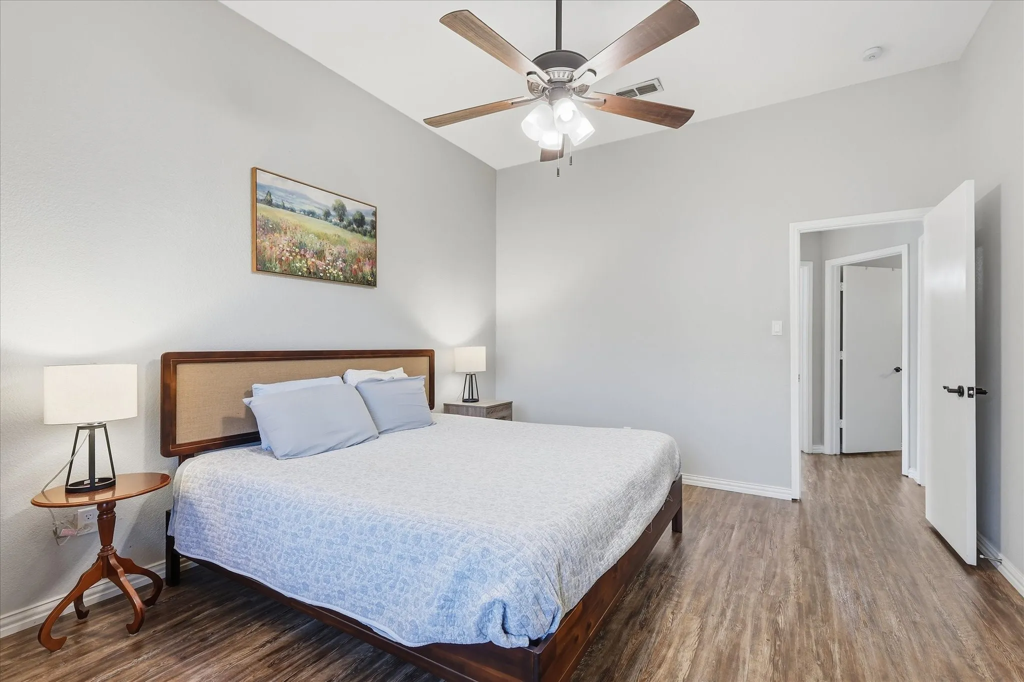 Single Family Residence For Sale in Tarrant County , 4037 Staghorn Circle N, Fort Worth, Texas 76137, 3 Bedroom, 2 Bathroom, 2 Garage spaces, 1,314 Sqft, built in 1992, mls#21363201, Real Estate Agent in Fort Worth, Homes For Sale in Tarrant county, Homes For Sale in Fort Worth, Realtor in Fort Worth Texas, Real Estate Brokerage Independent Realty Texas, Luminita Cordes Realtor