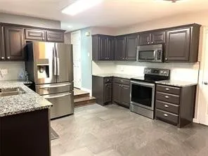 Single Family Residence For Rent in Denton County , 1214 Broken Arrow Trail, Carrollton, Texas 75007, 3 Bedroom, 3 Bathroom, 2 Garage spaces, 1,912 Sqft, built in 1986, mls#21364500, Real Estate Agent in Carrollton, Homes For Rent in Denton county, Homes For Rent in Carrollton, Realtor in Carrollton Texas, Real Estate Brokerage Independent Realty Texas, Luminita Cordes Realtor