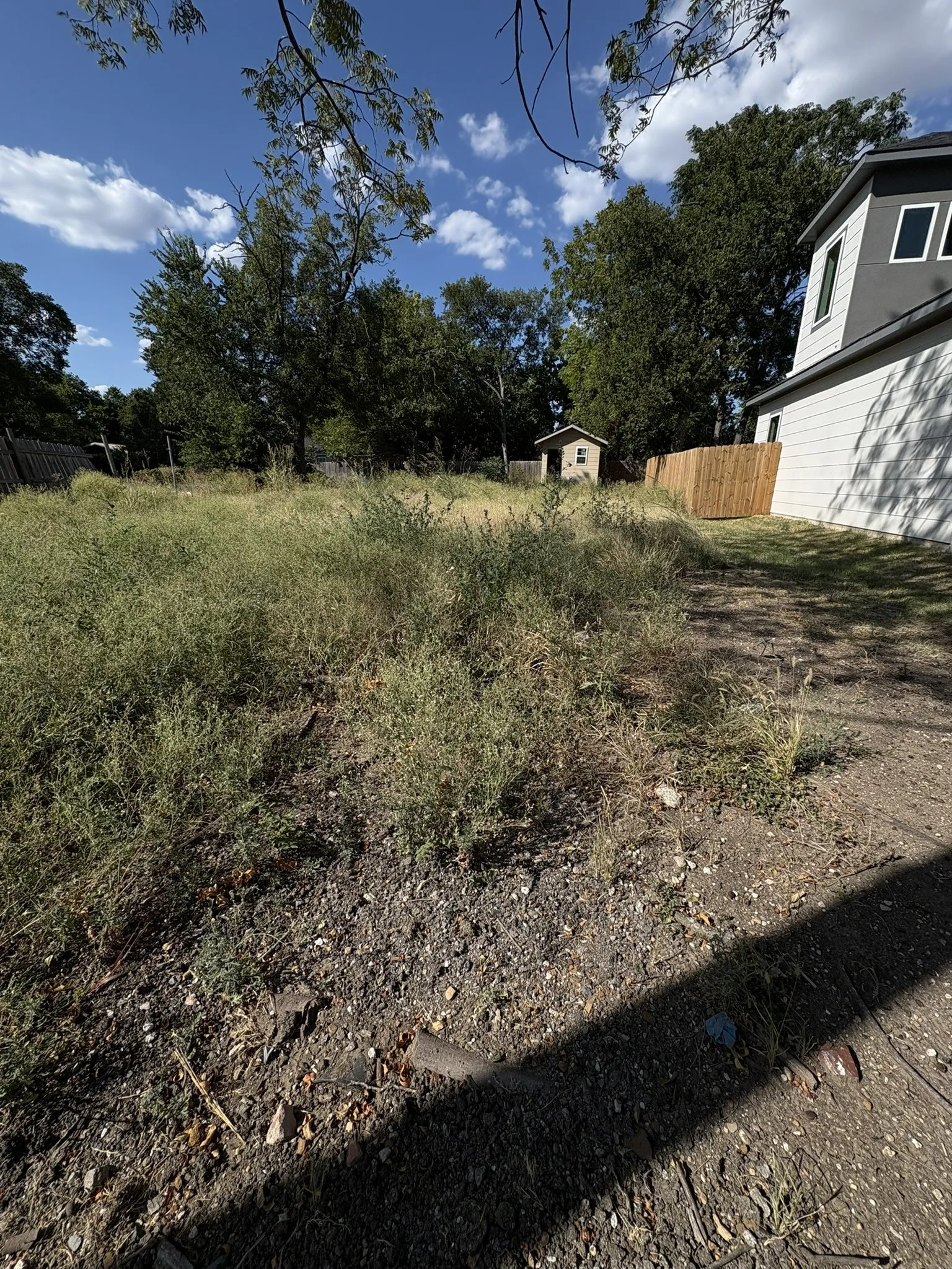 Improved Land For Sale in Ellis County , 713 E Jefferson Street, Waxahachie, Texas 75165, 0, 0, Garage spaces, 0 Sqft, built in 1916, Price $75,000, mls#21364883, Real Estate Agent in Waxahachie, Homes For Sale in Ellis county, Homes For Sale in Waxahachie, Realtor in Waxahachie Texas, Real Estate Brokerage Independent Realty Texas, Luminita Cordes Realtor
