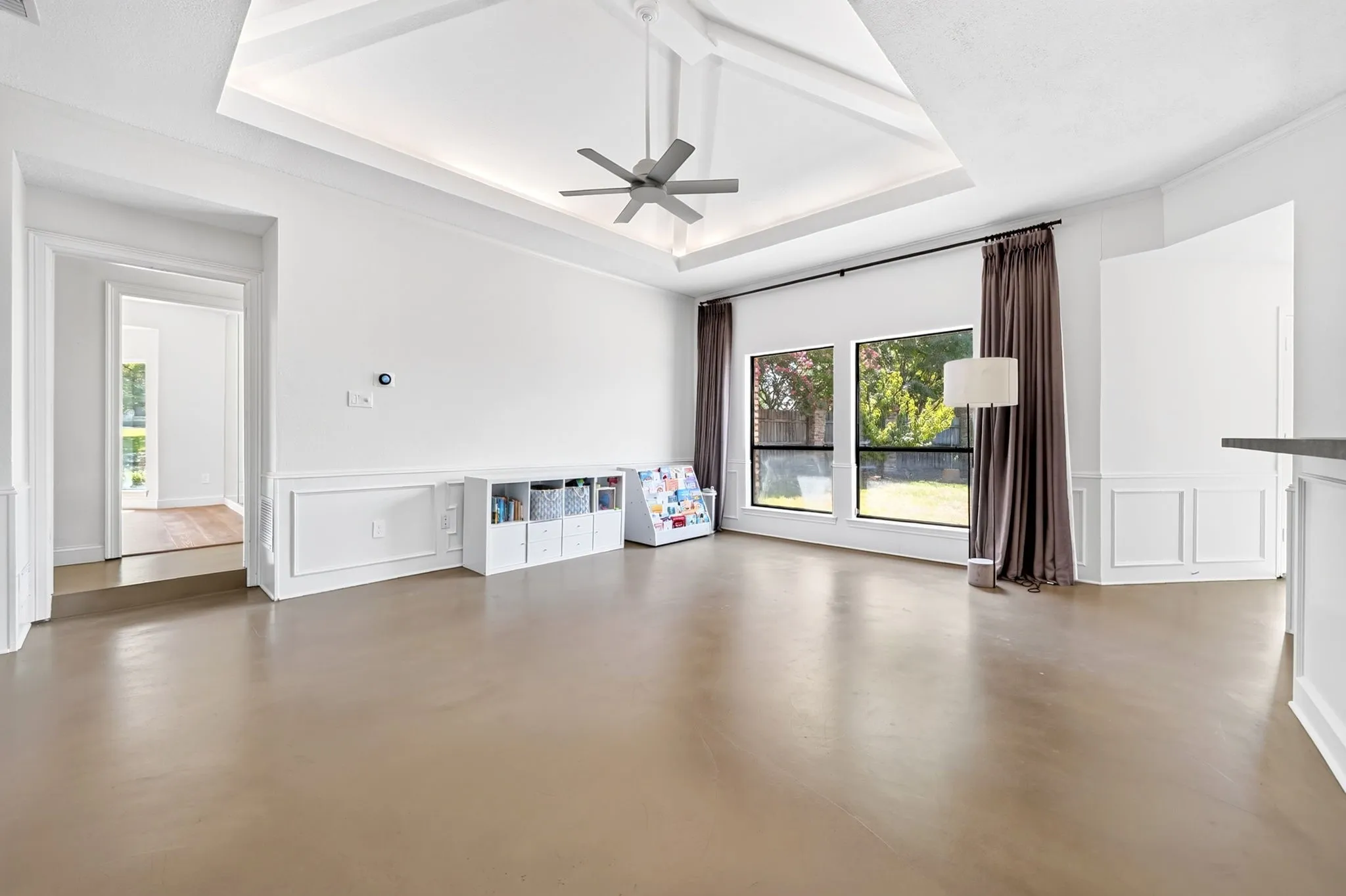 Single Family Residence For Sale in Dallas County , 10101 Bridgegate Lane, Dallas, Texas 75243, 4 Bedroom, 3 Bathroom, 3 Garage spaces, 3,125 Sqft, built in 1985, mls#21343099, Real Estate Agent in Dallas, Homes For Sale in Dallas county, Homes For Sale in Dallas, Realtor in Dallas Texas, Real Estate Brokerage Independent Realty Texas, Luminita Cordes Realtor