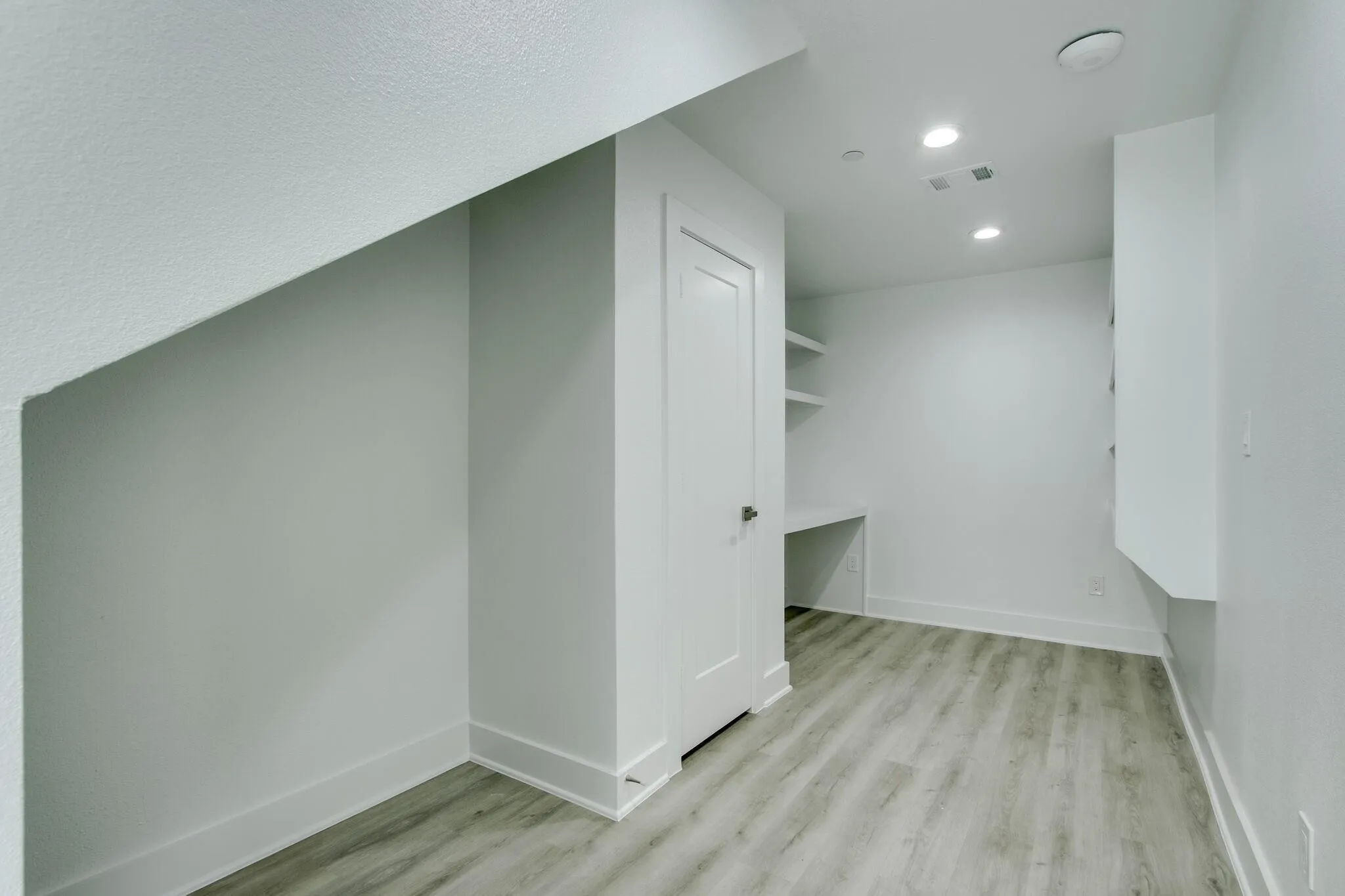 1st floor Office & Storage