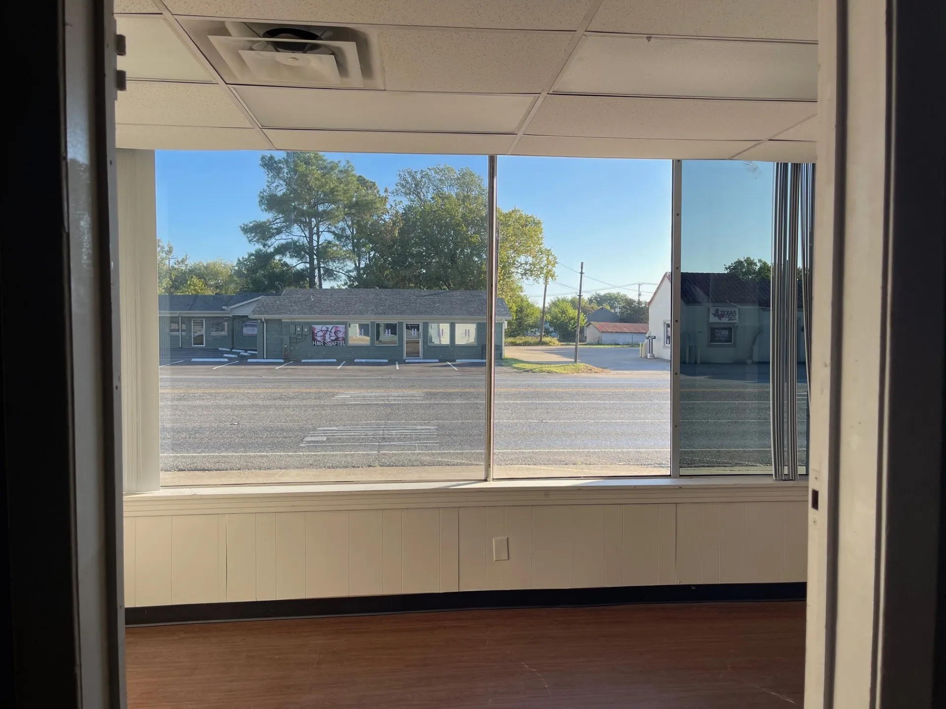 Retail For Rent in Kaufman County , 103 W Broad, Forney, Texas 75126, 0, 0, Garage spaces, 0 Sqft, built in 1933, Price $4,500, mls#21364889, Real Estate Agent in Forney, Homes For Rent in Kaufman county, Homes For Rent in Forney, Realtor in Forney Texas, Real Estate Brokerage Independent Realty Texas, Luminita Cordes Realtor