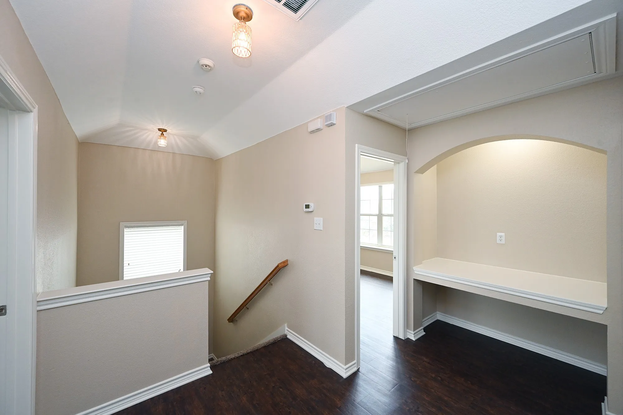 Single Family Residence For Rent in Denton County , 8908 Stewart Street, Cross Roads, Texas 76227, 4 Bedroom, 3 Bathroom, 2 Garage spaces, 2,162 Sqft, built in 2004, mls#21364894, Real Estate Agent in Cross Roads, Homes For Rent in Denton county, Homes For Rent in Cross Roads, Realtor in Cross Roads Texas, Real Estate Brokerage Independent Realty Texas, Luminita Cordes Realtor